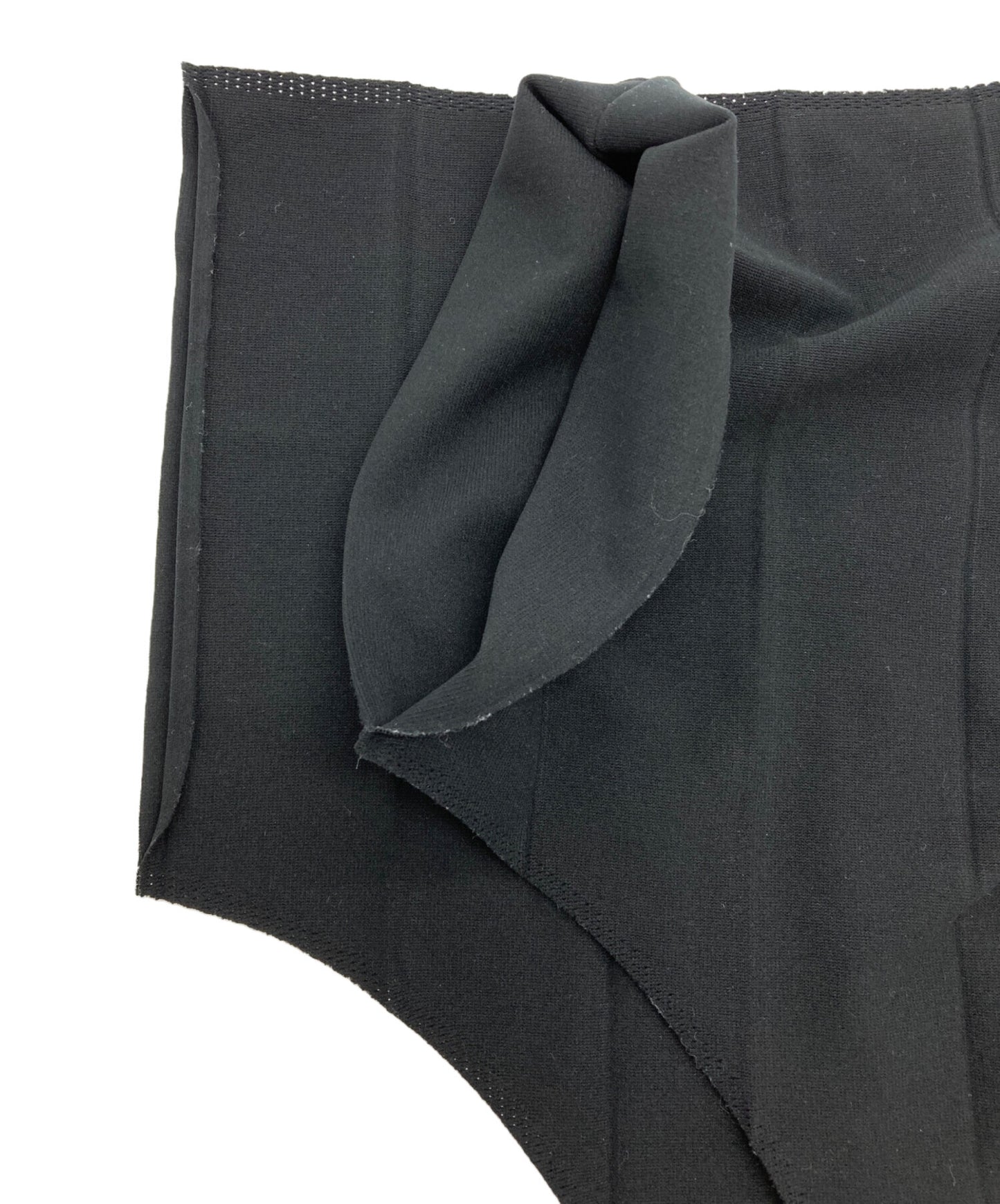 [Pre-owned] ISSEY MIYAKE me Short-sleeved pleated cut and sewn MI94KK316