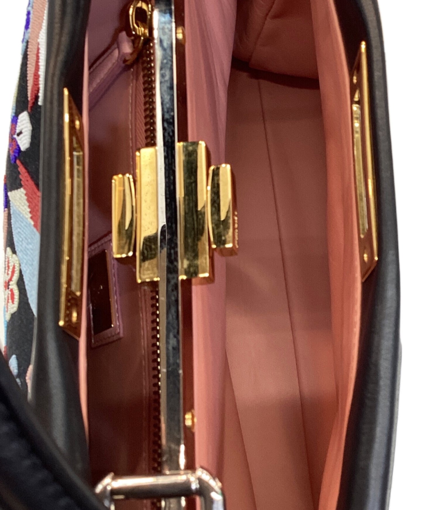 [Pre-owned] FENDI Denim Vitello Dolce Qu Tweet Beade Denim Leather Peekaboo Medium Handbag 8BN226