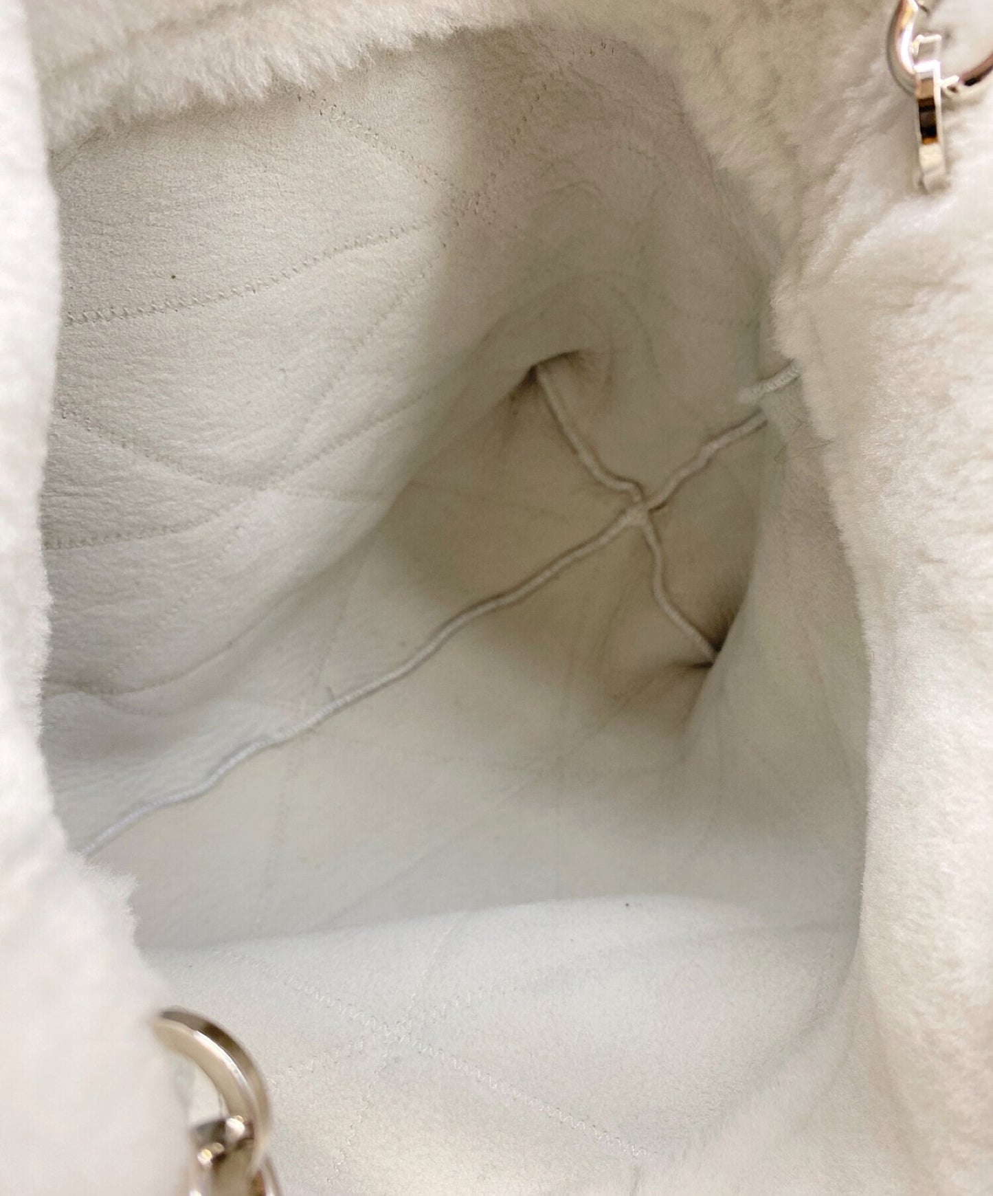 [Pre-owned] PRADA Quilted mouton tote bag with pouch 1BG378