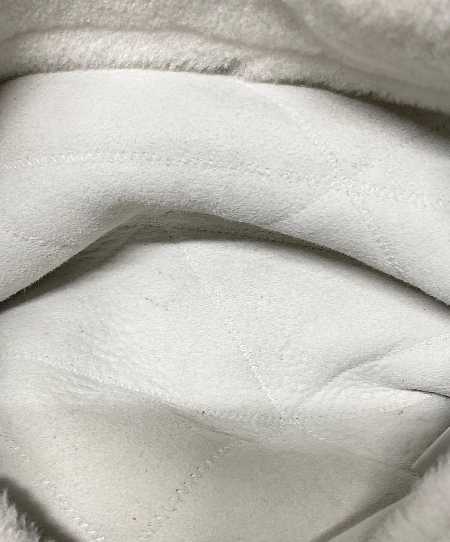 [Pre-owned] PRADA Quilted mouton tote bag with pouch 1BG378