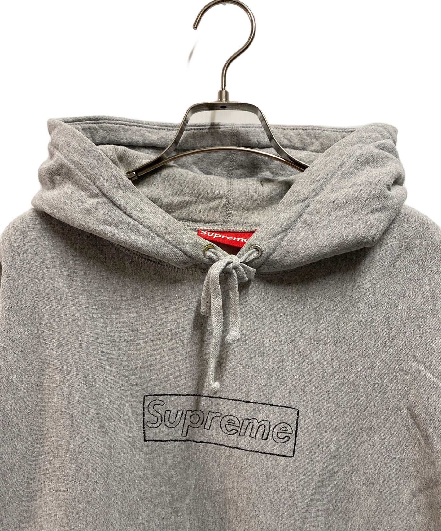 [Pre-owned] SUPREME Chalk Logo Hooded Sweatshirt