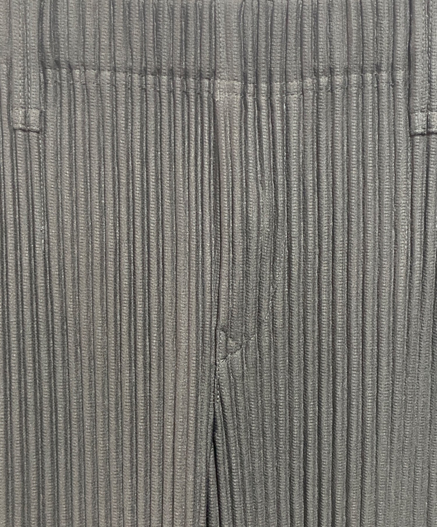 HOMME PLISSE ISSEY MIYAKE　HP23JF154 HP46JF154 – The official ISSEY MIYAKE ONLINE STORE | ISSEY MIYAKE UK