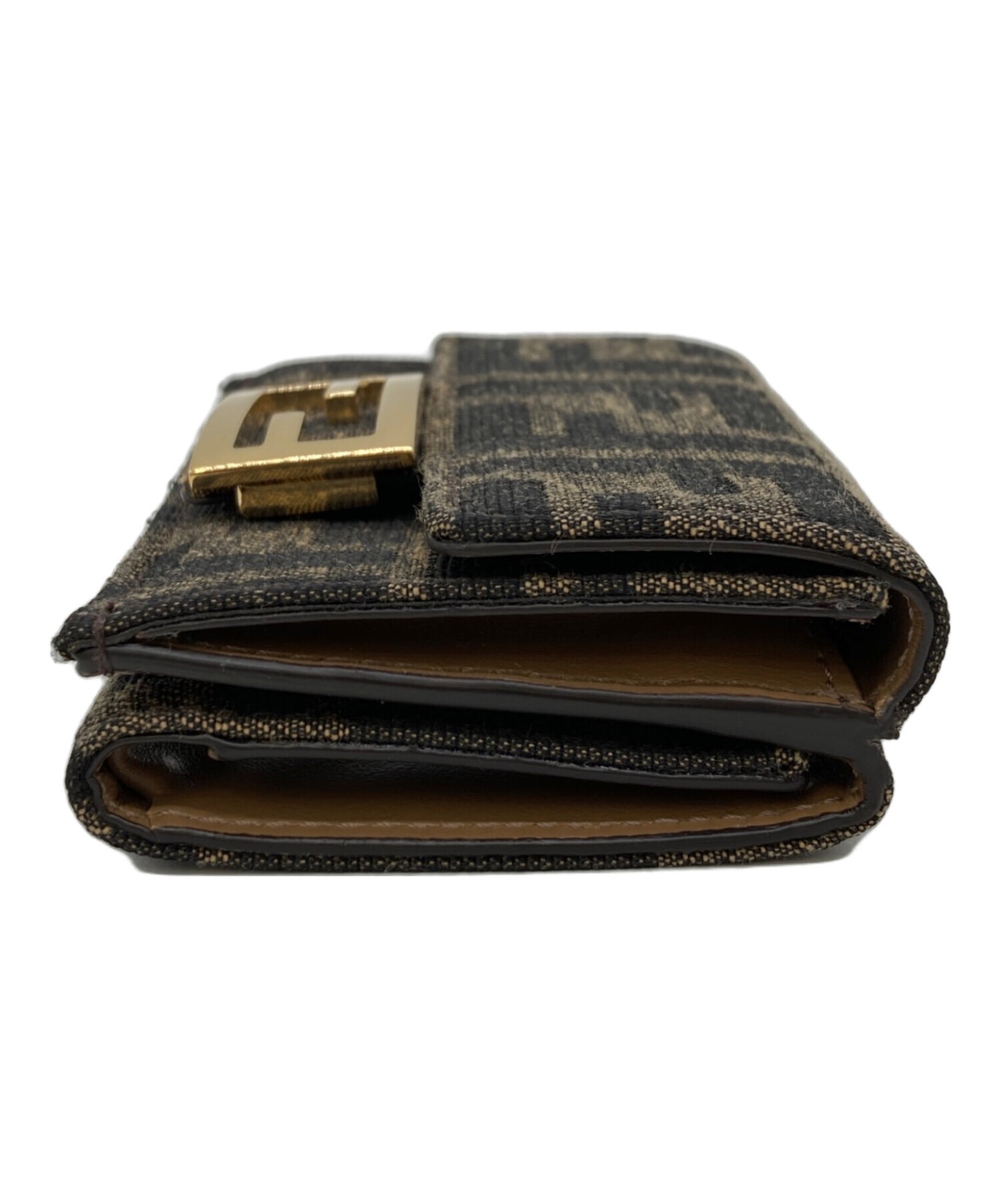 [Pre-owned] FENDI BAGUETTE Baguette three-fold wallet 8M0395 A98P F0A6E