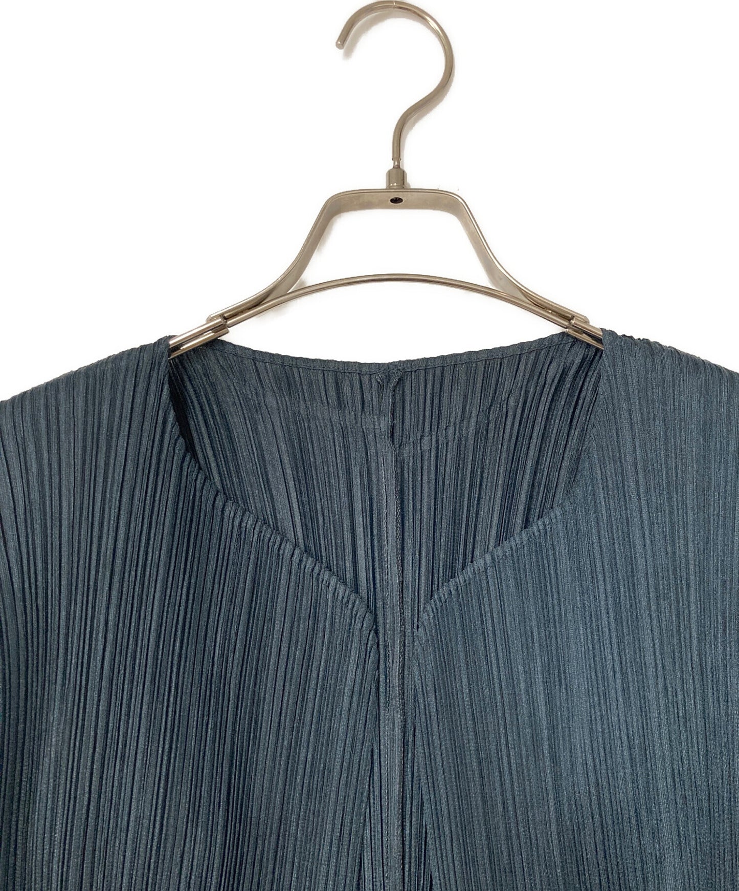 [Pre-owned] PLEATS PLEASE Pleated Cardigan ISSEYMIYAKE ISSEY MIYAKE Made in Japan PP05-JD501 PP05-JD501