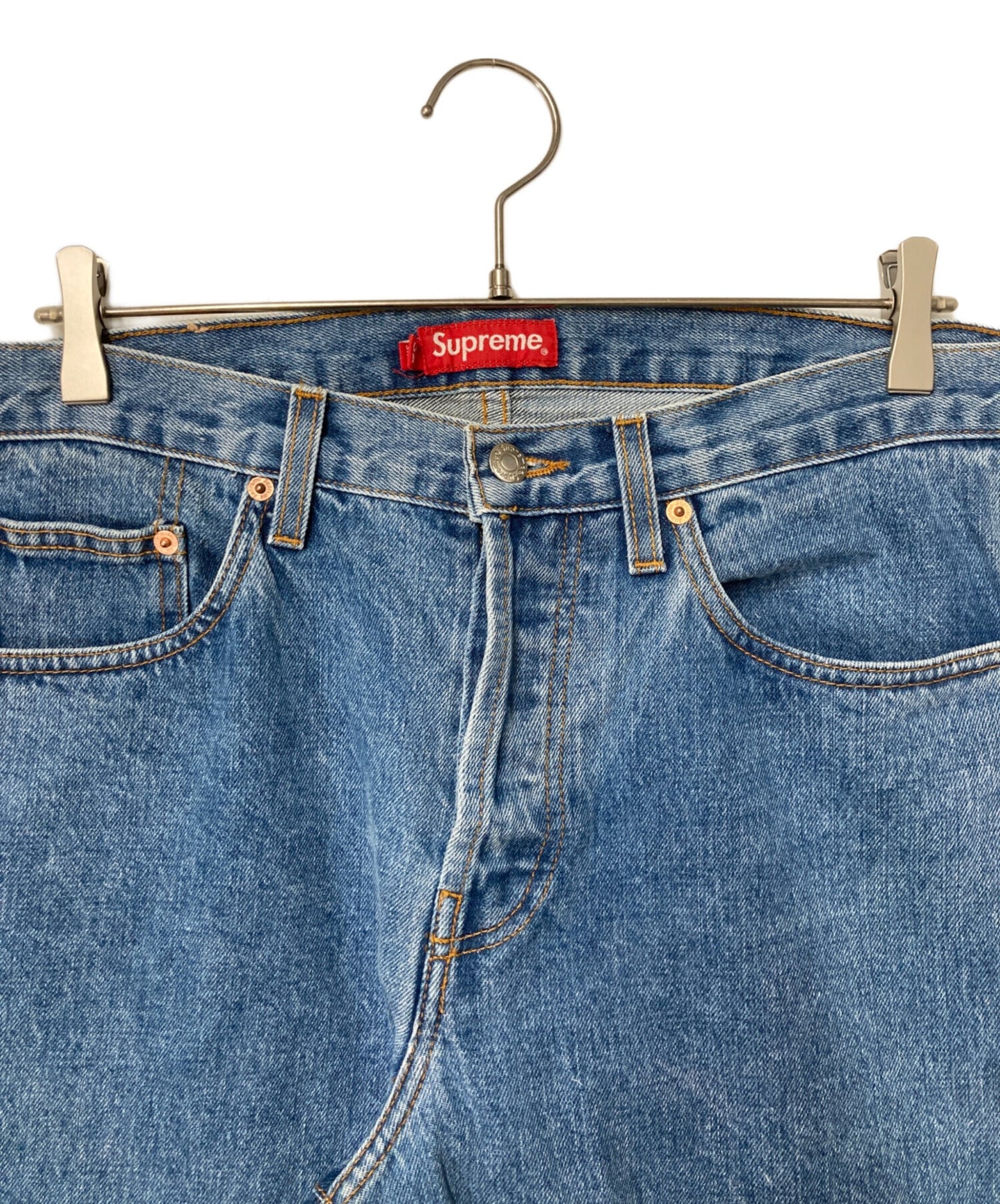 [Pre-owned] SUPREME Slim-Fit Denim Pants, Made in the USA, Button Fly, Selvedge Denim, Logo Patch