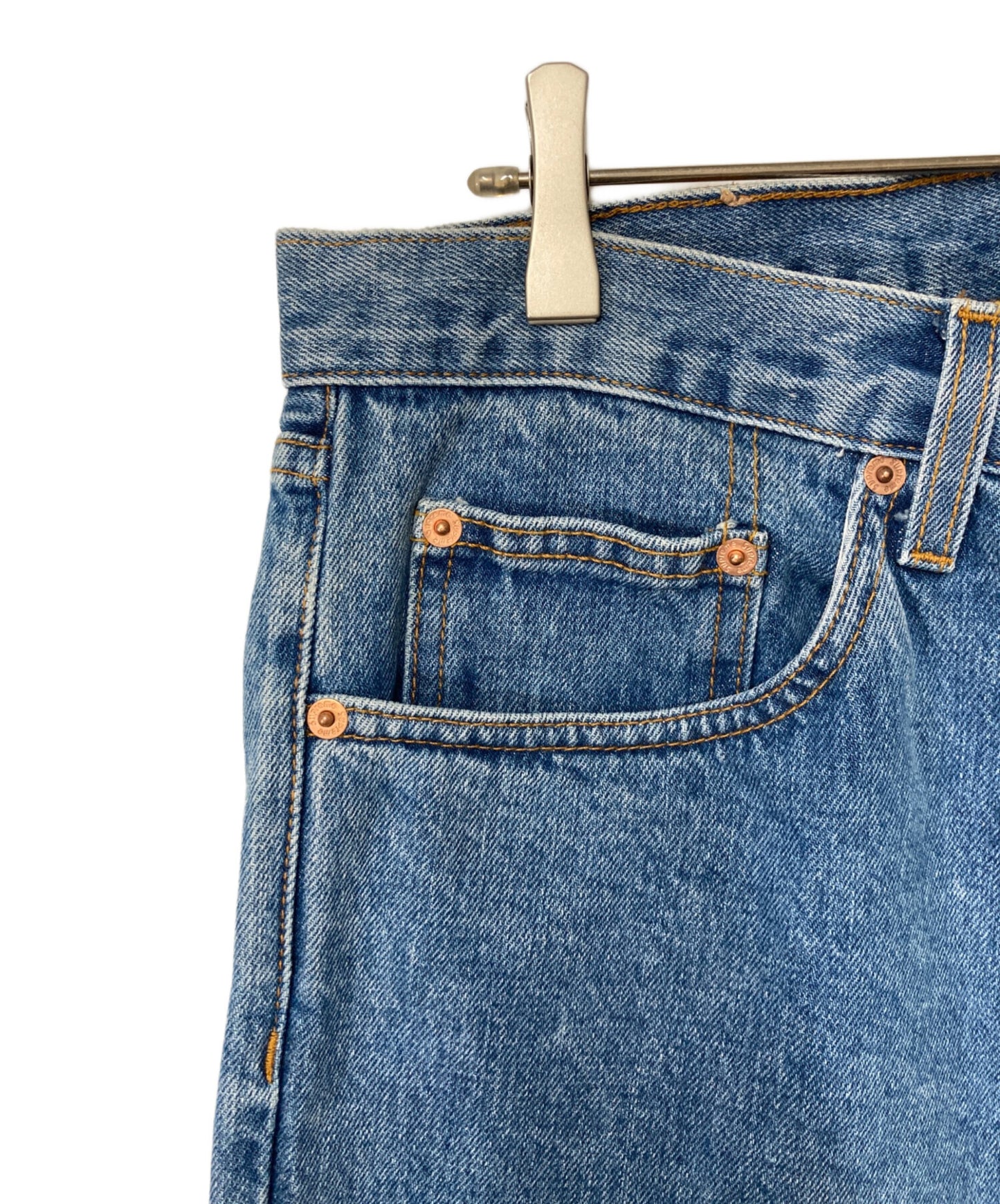 [Pre-owned] SUPREME Slim-Fit Denim Pants, Made in the USA, Button Fly, Selvedge Denim, Logo Patch