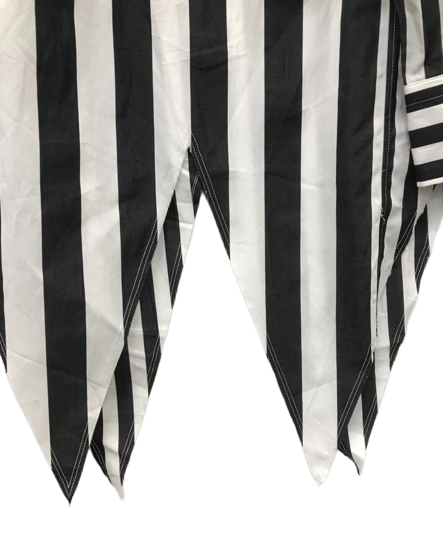 [Pre-owned] COMME des GARCONS HOMME PLUS Asymmetric hem stripe shirt PK-B011