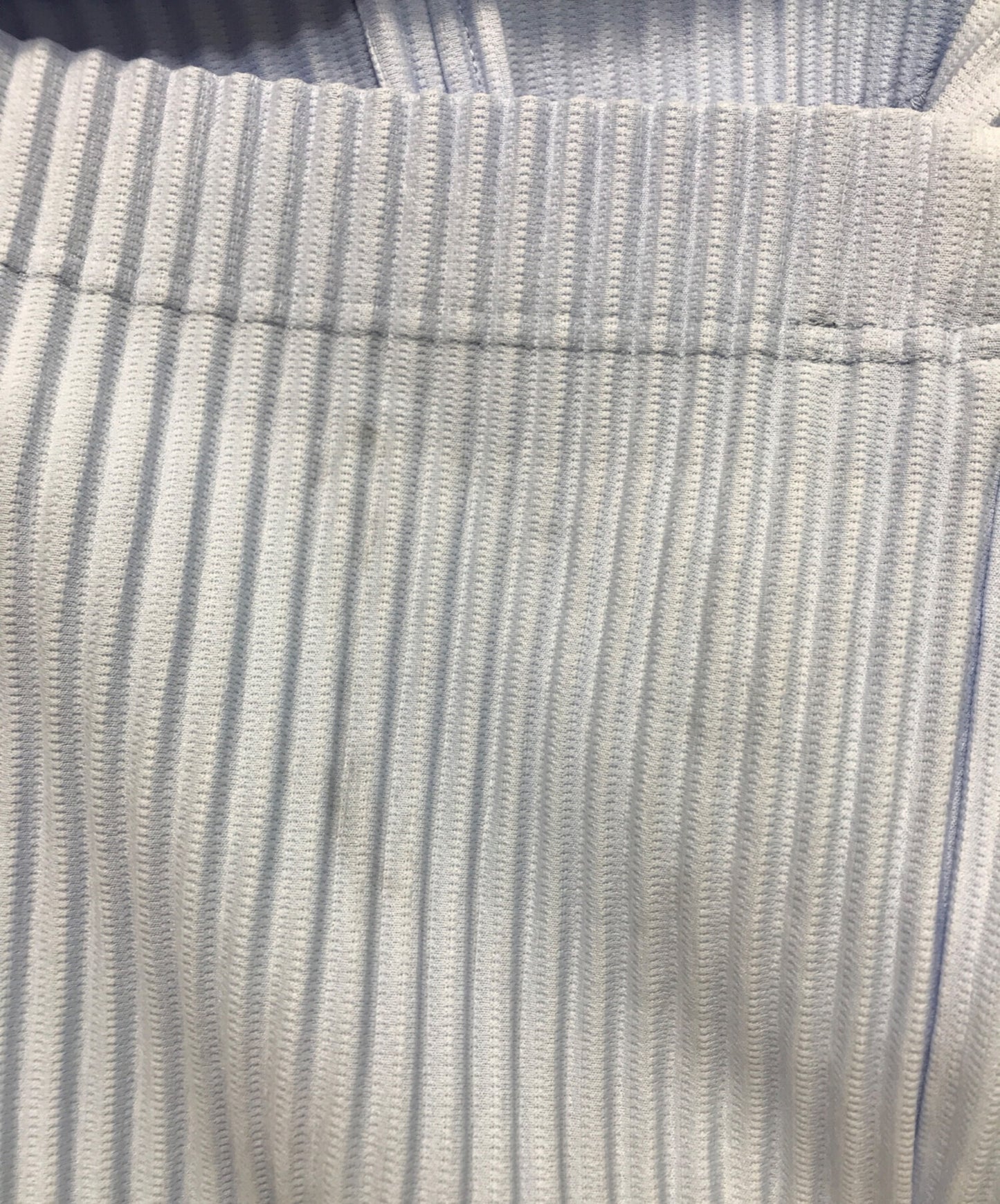 [Pre-owned] HOMME PLISSE ISSEY MIYAKE KITE Pleated poncho HP51JA351