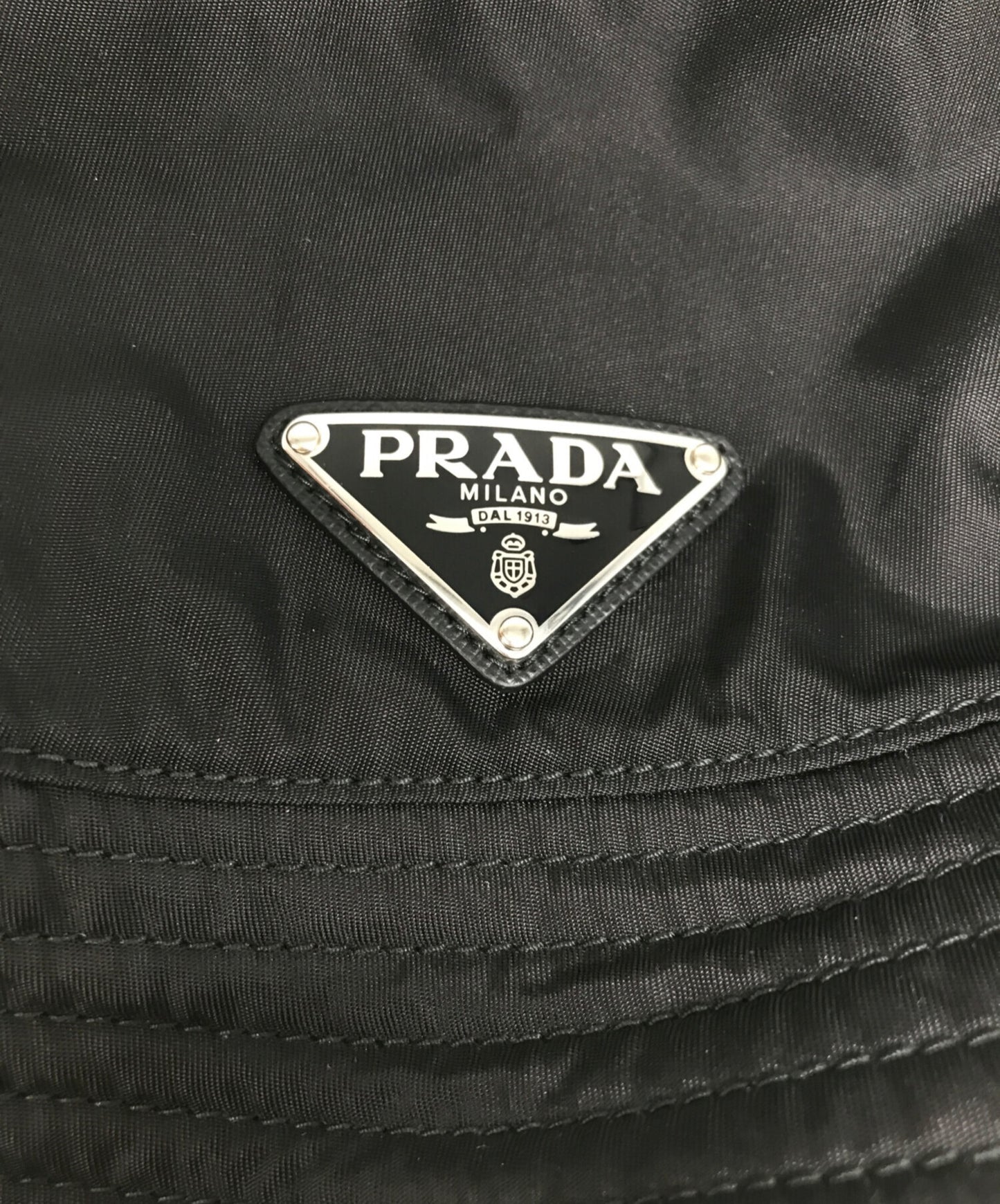 [Pre-owned] PRADA Triangle Logo Nylon Bucket Hat 1HC137