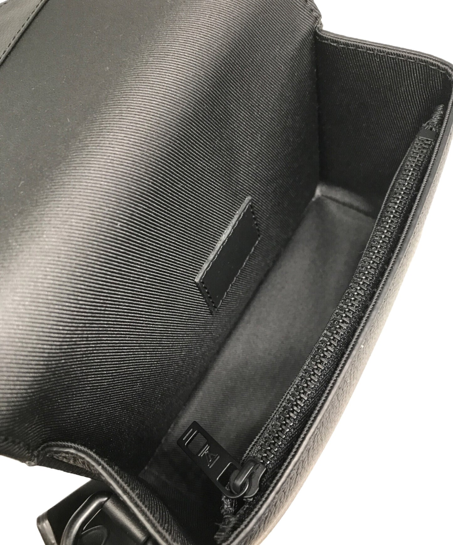 [Pre-owned] LOUIS VUITTON Fastline Wearable Wallet M82085