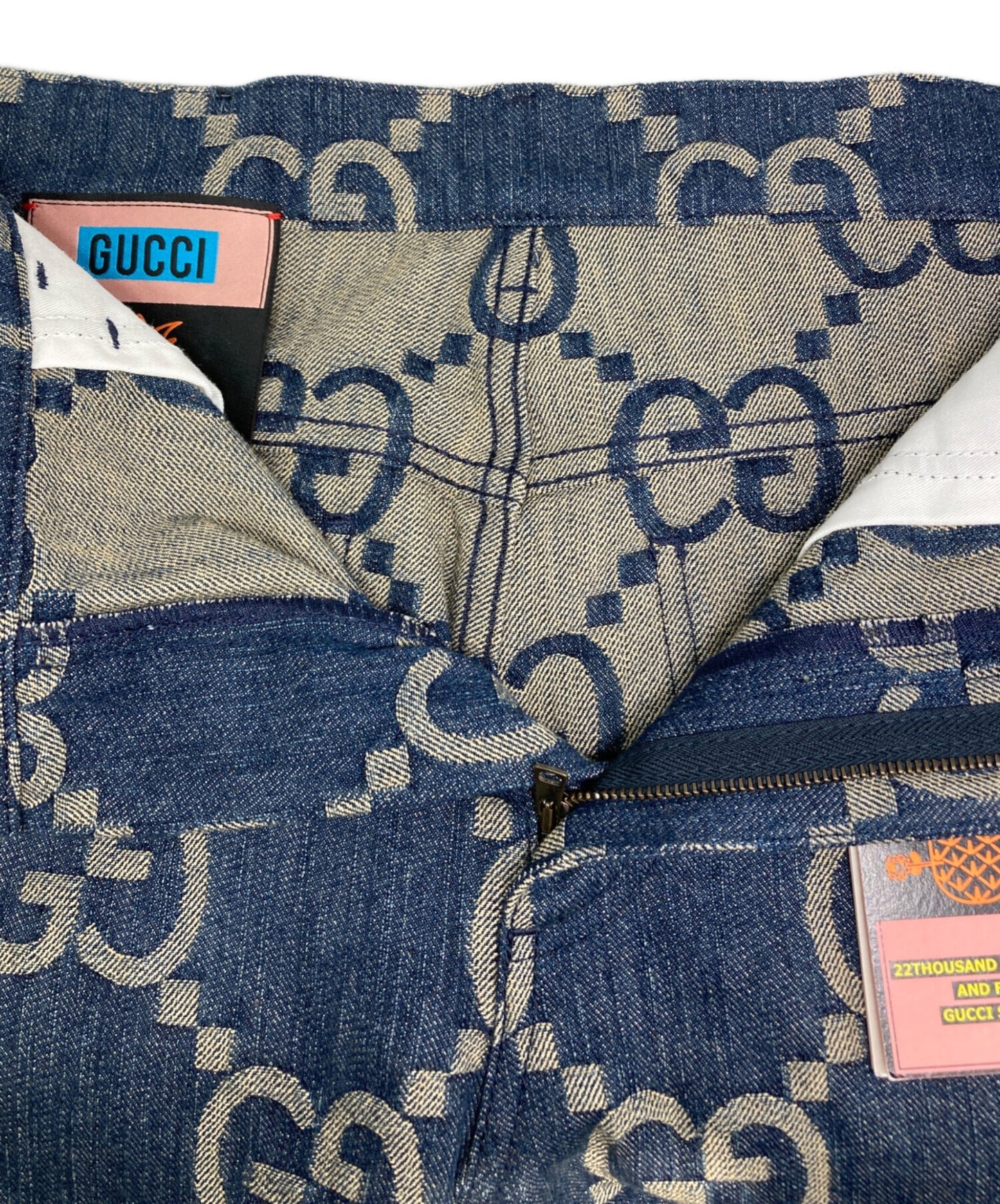 [Pre-owned] GUCCI Pineapple jumbo GG all over denim half pants 674371 XDBTY