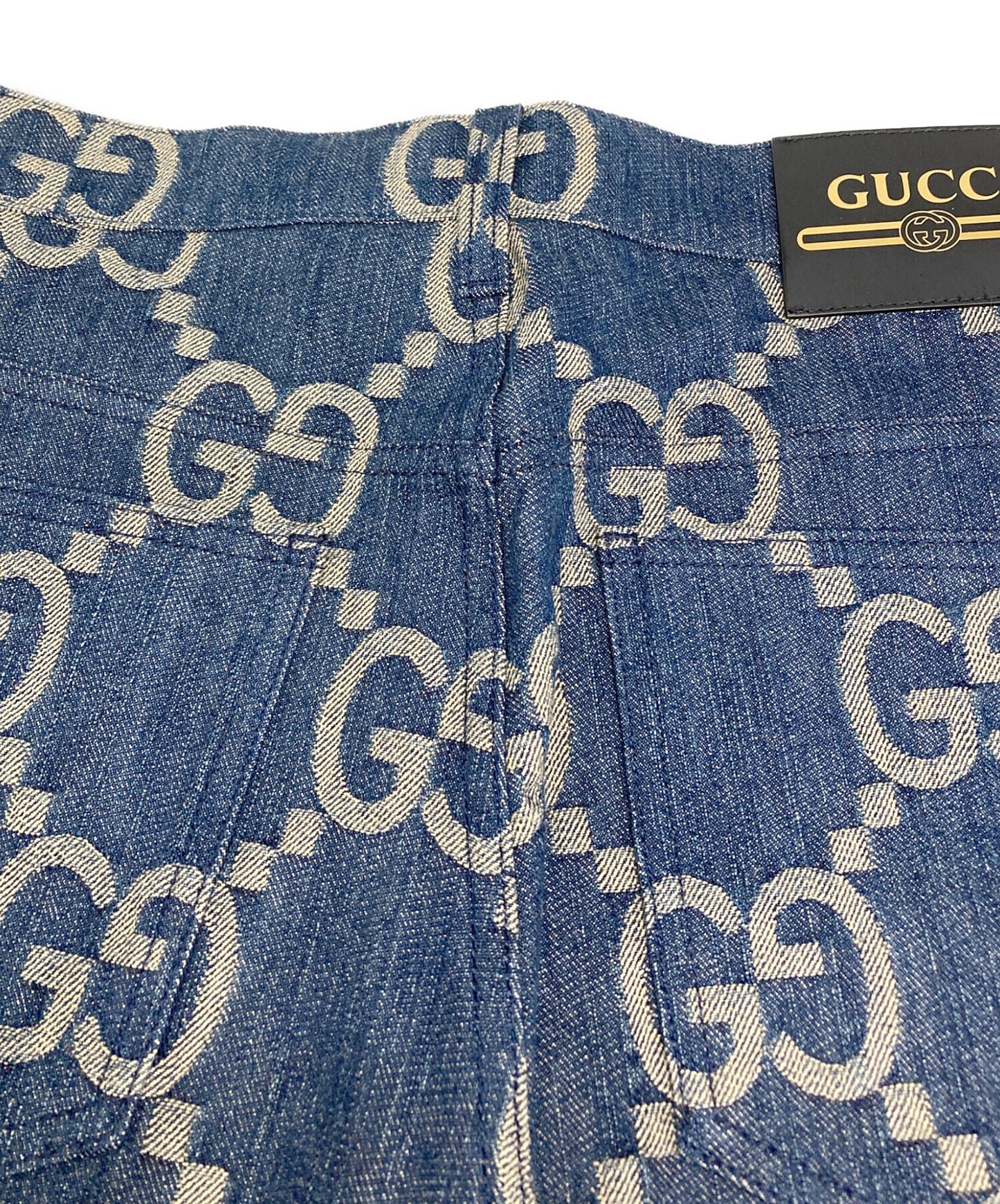 [Pre-owned] GUCCI Pineapple jumbo GG all over denim half pants 674371 XDBTY