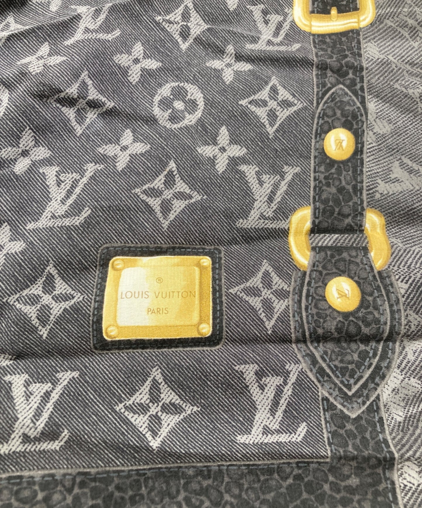[Pre-owned] LOUIS VUITTON silk scarf 400505