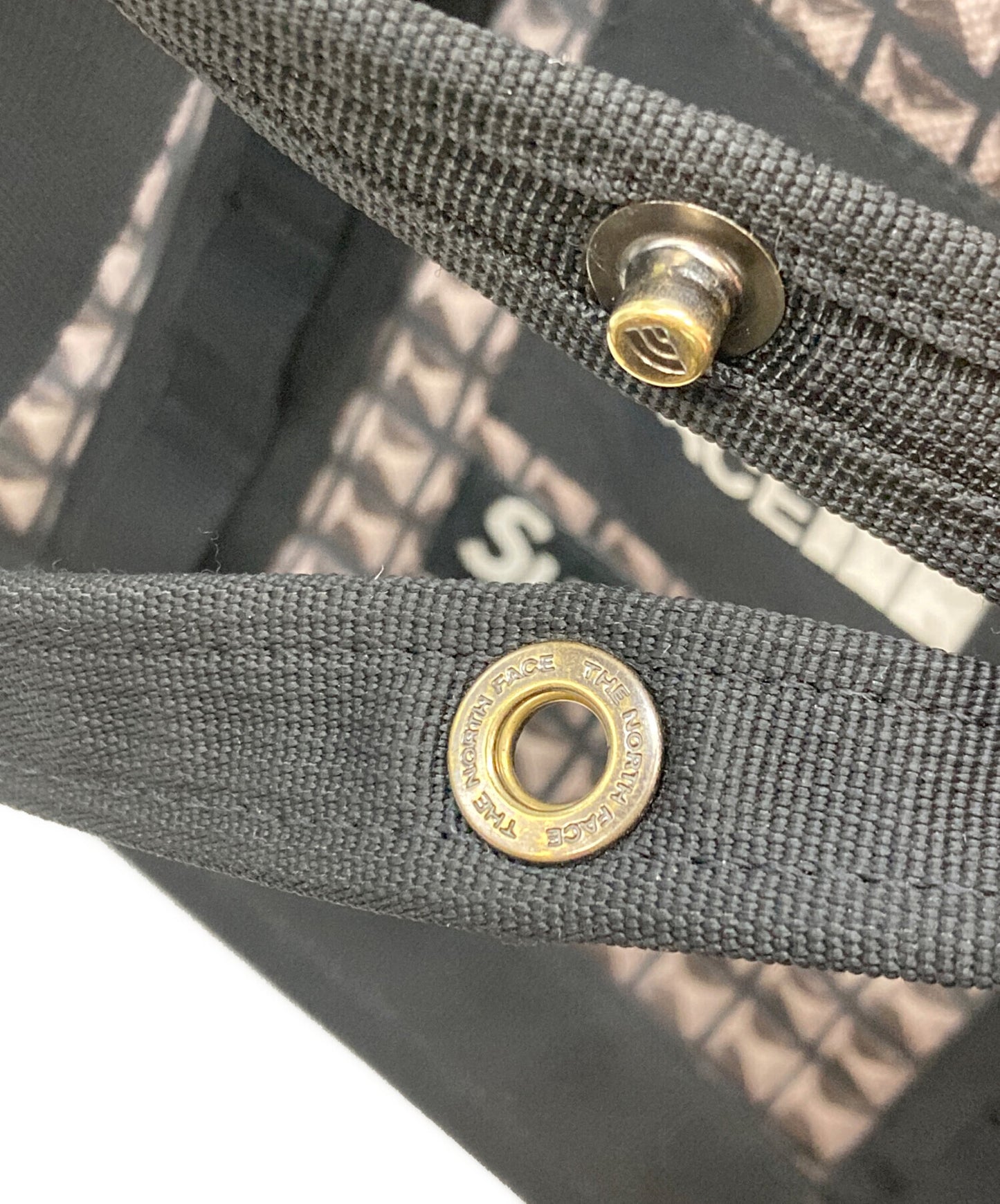 [Pre-owned] SUPREME Studded Explore Utility Tote / Supreme / The North Face / NM82125I NM82125I
