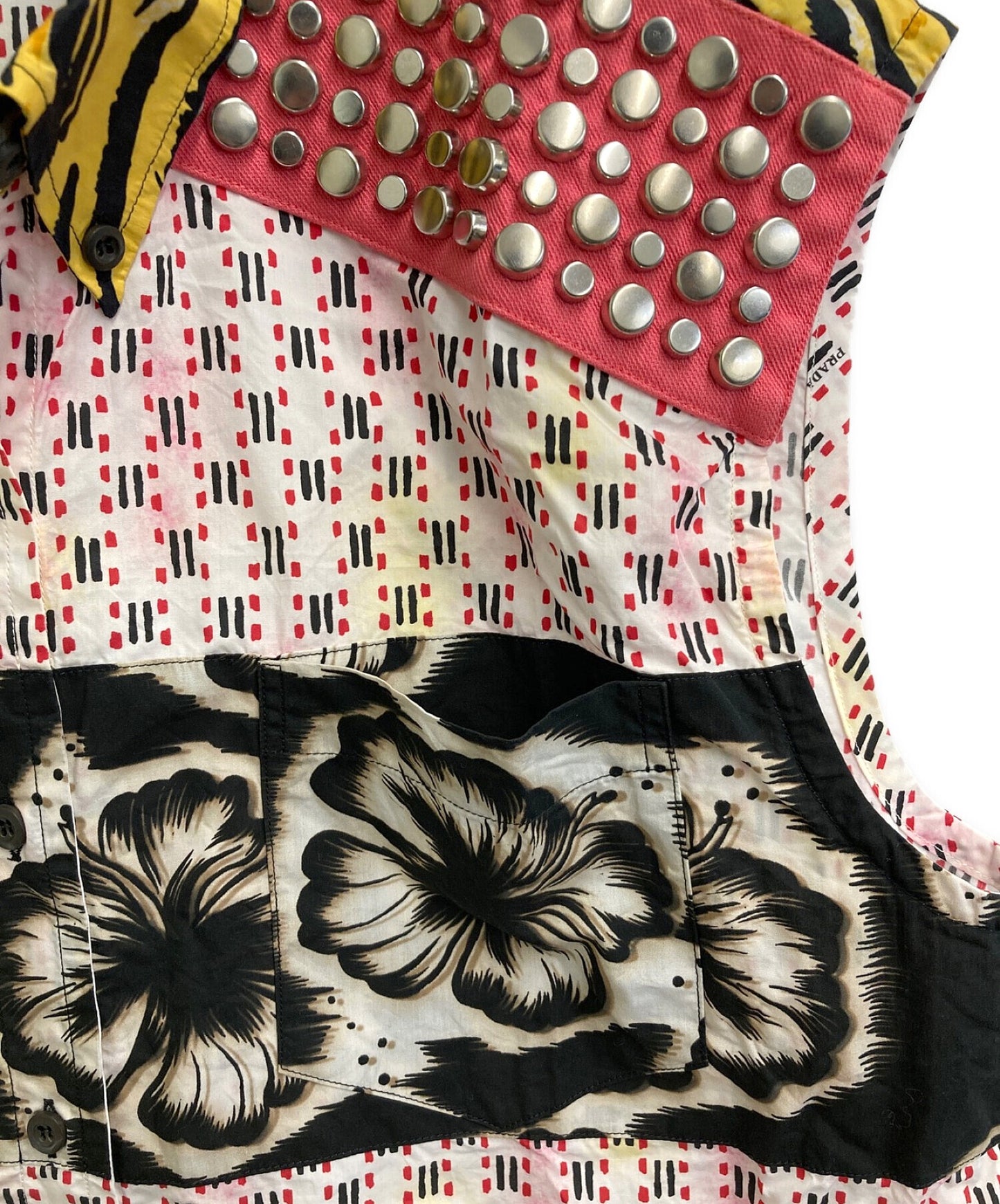 [Pre-owned] PRADA Sleeveless studded shirt P460CR