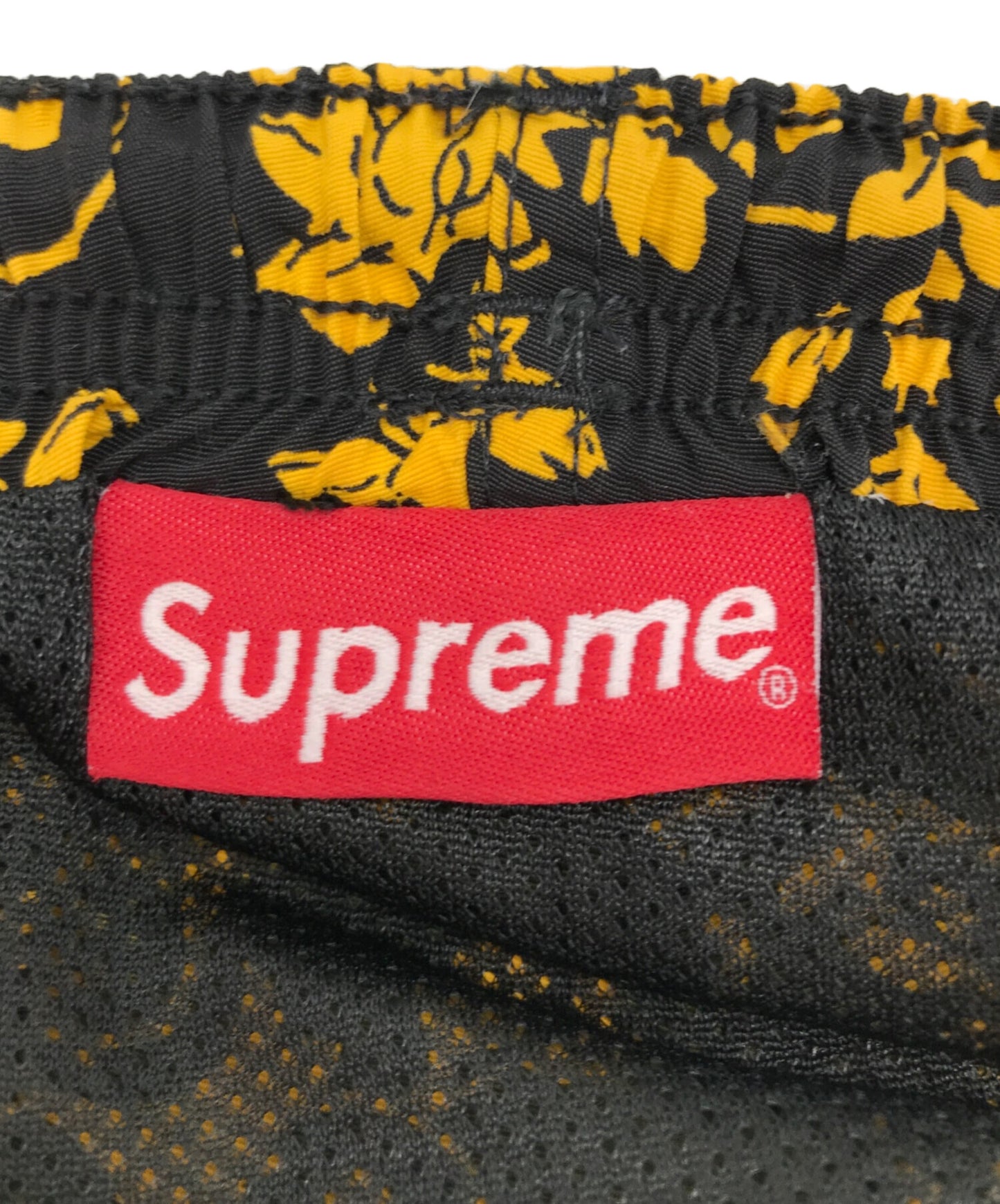 [Pre-owned] SUPREME Nylon Water Short Black Floral