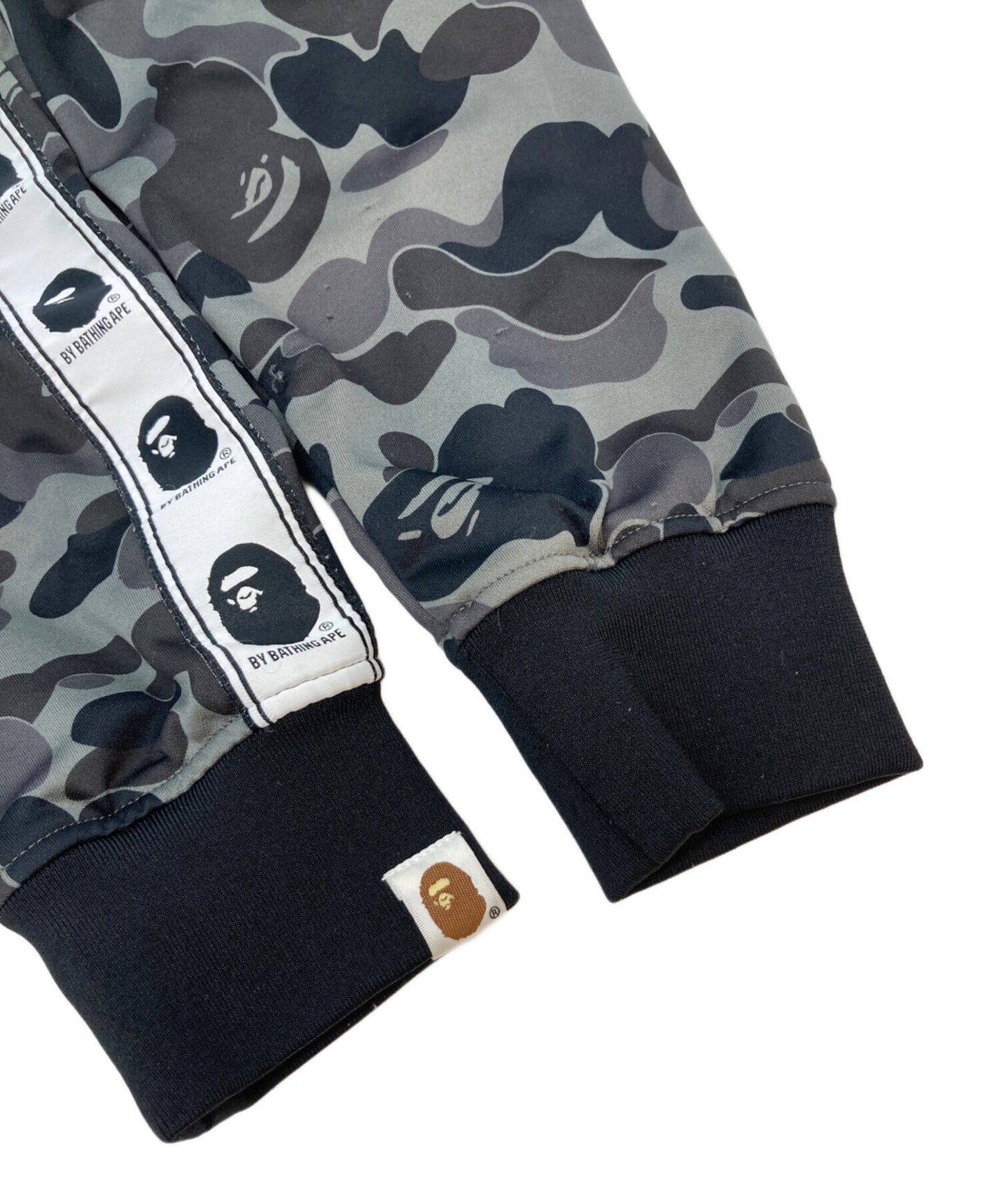 [Pre-owned] A BATHING APE zip-up jacket 001SWJ201010M