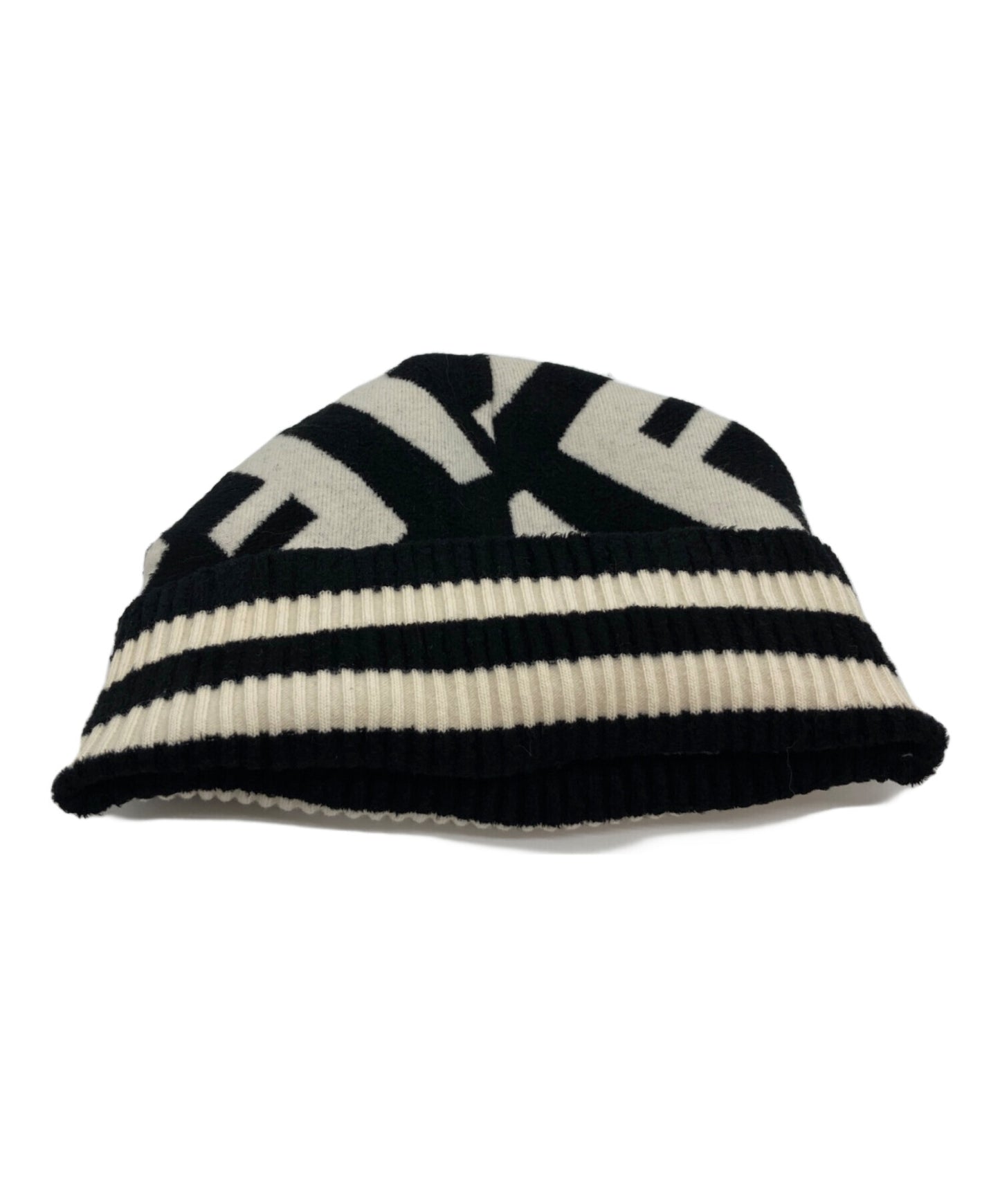 [Pre-owned] FENDI knitted hat FXQ538 A20J