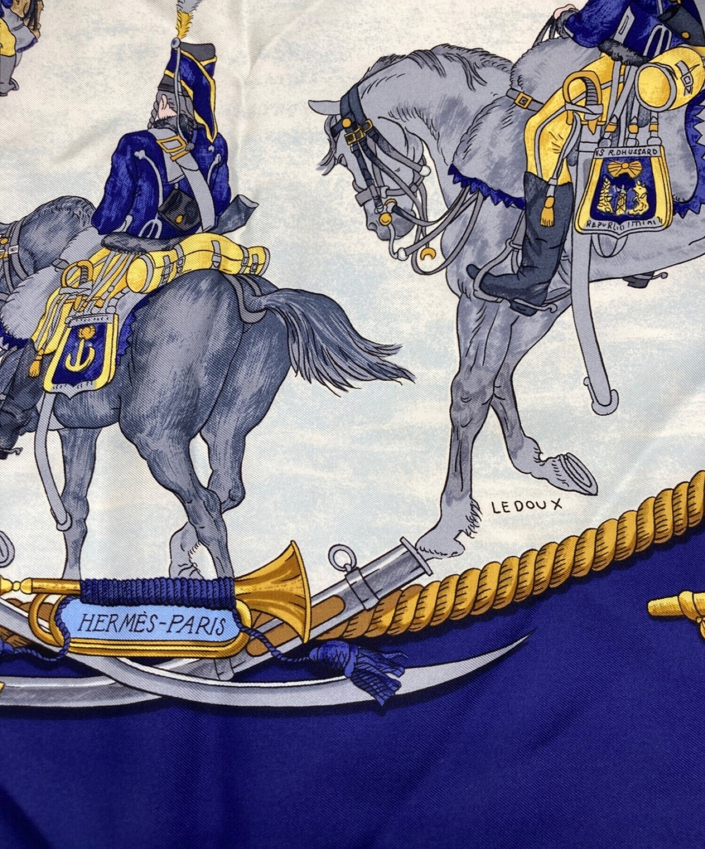 [Pre-owned] HERMES carré 90 marine et cavalerie