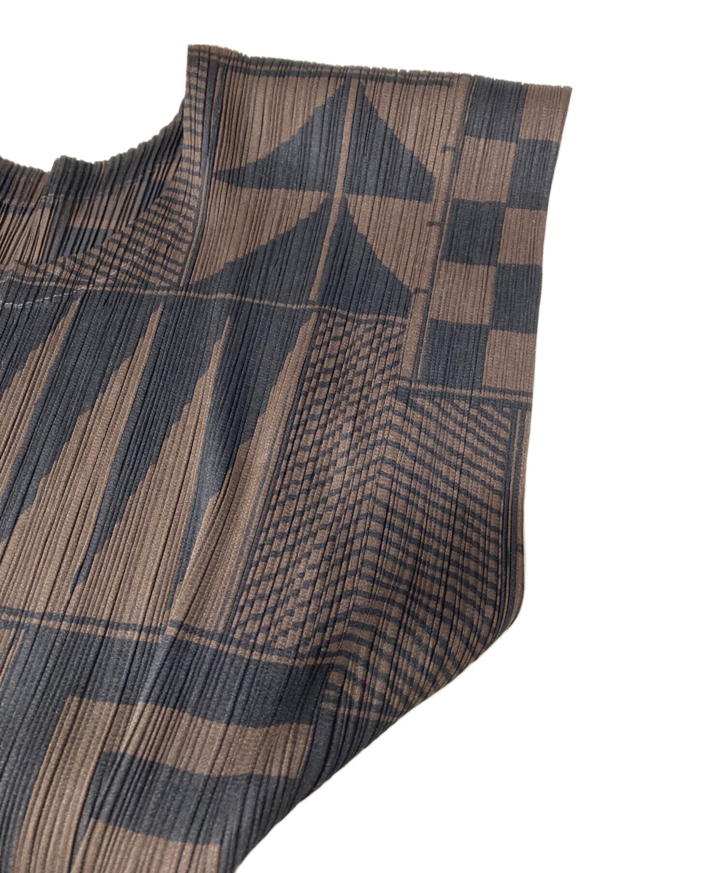 [Pre-owned] PLEATS PLEASE Sleeveless pleated blouse with all-over pattern PP21-JT636