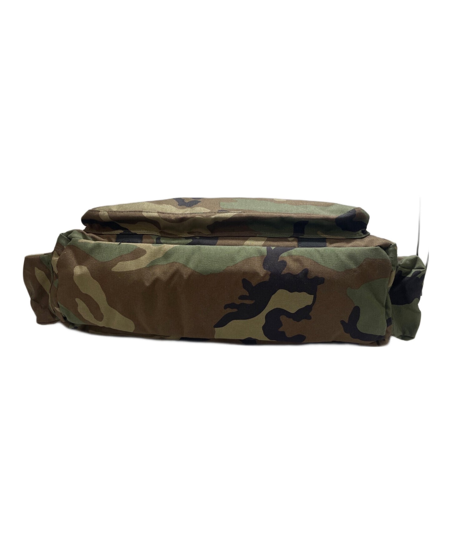 [Pre-owned] SUPREME Camo Duffel Bag