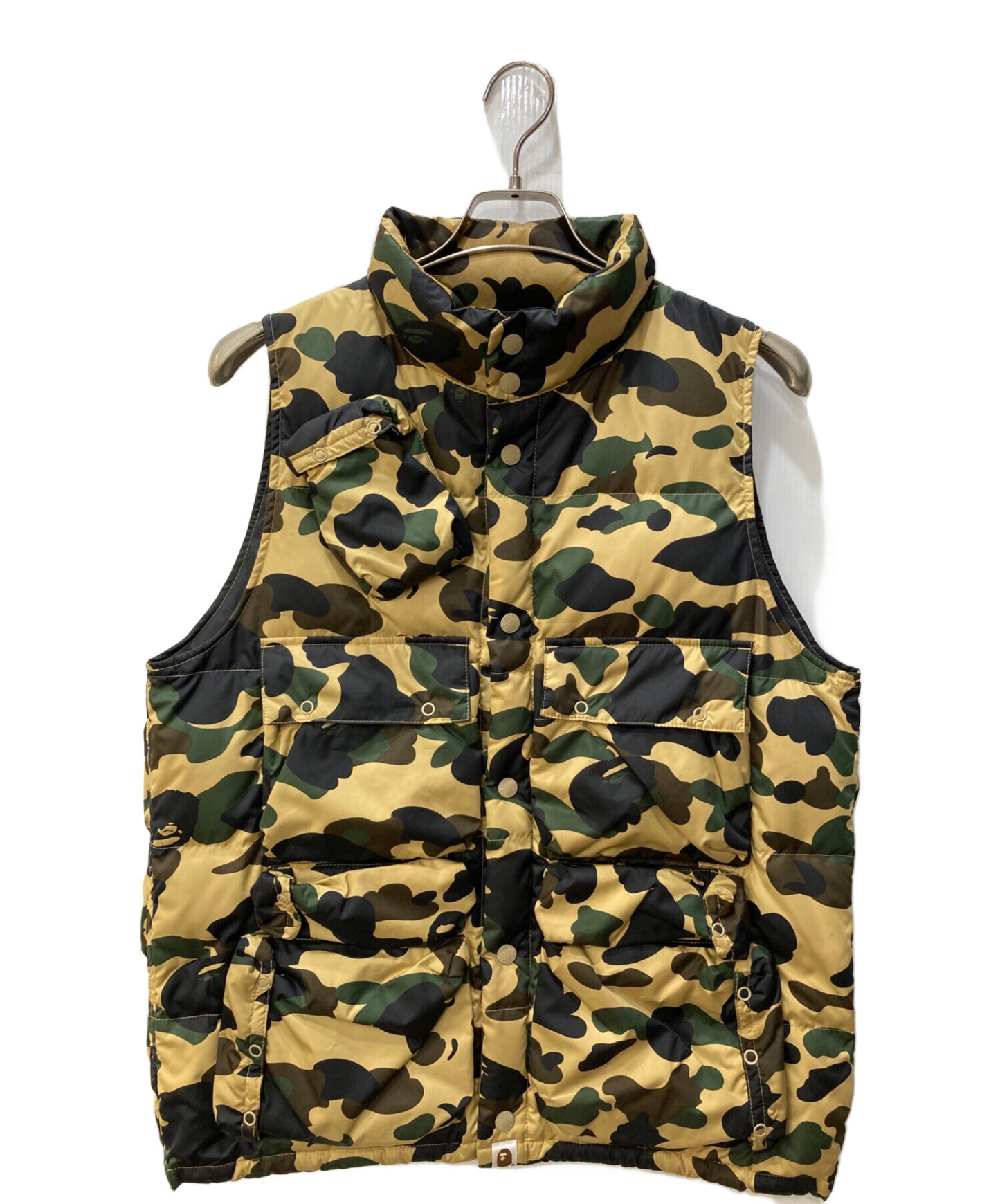 [Pre-owned] A BATHING APE Utility Camouflage Down Vest 1930-140-003