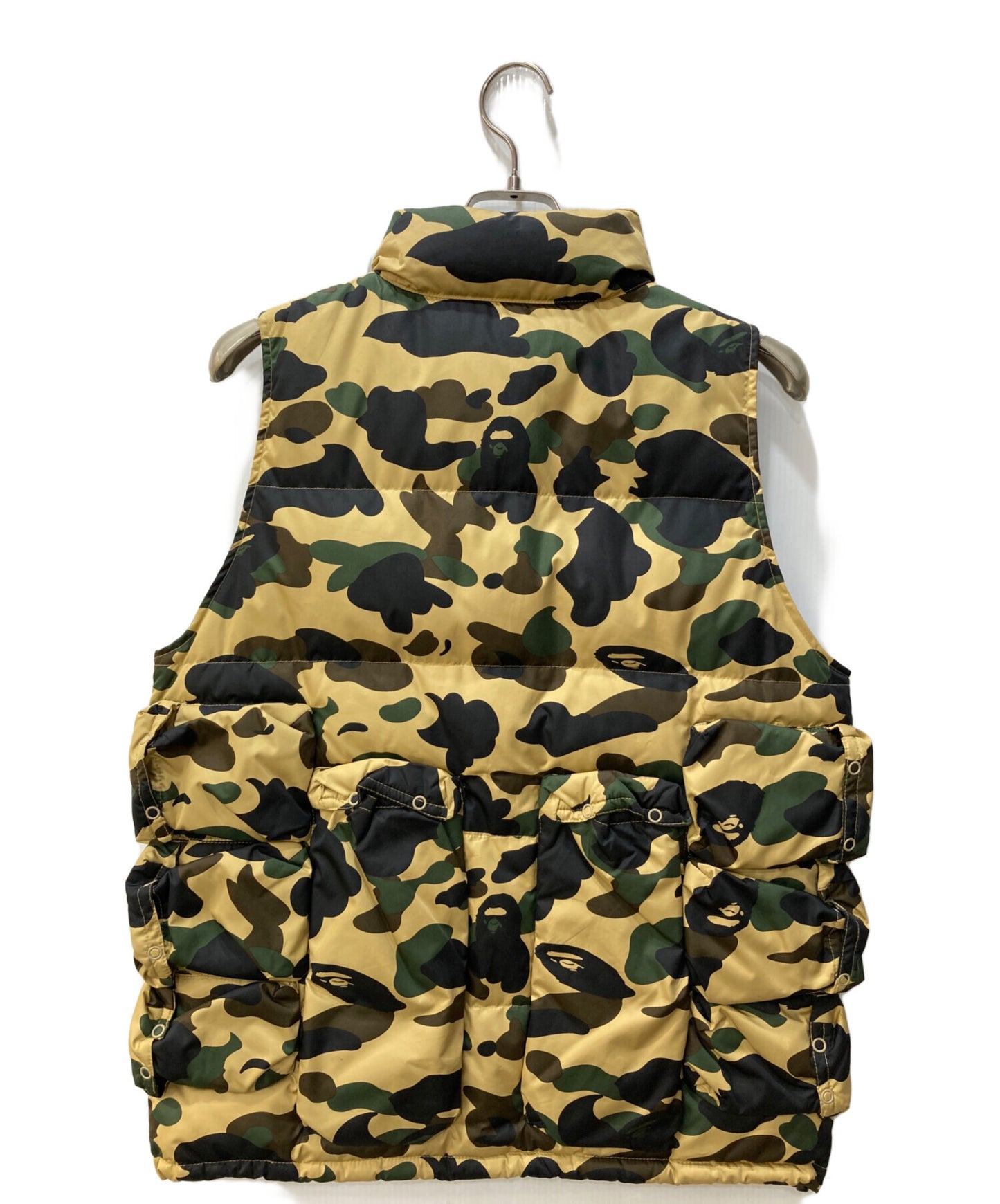 [Pre-owned] A BATHING APE Utility Camouflage Down Vest 1930-140-003