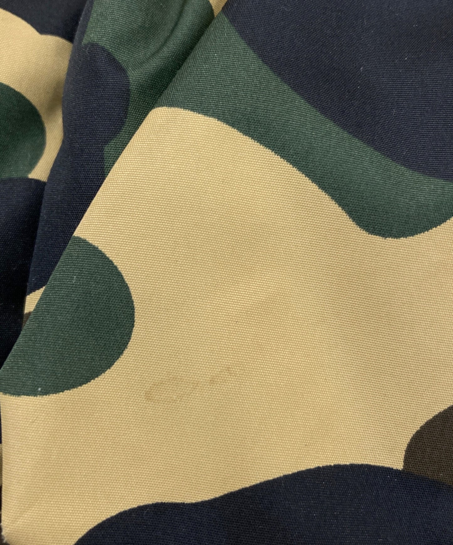 [Pre-owned] A BATHING APE Utility Camouflage Down Vest 1930-140-003