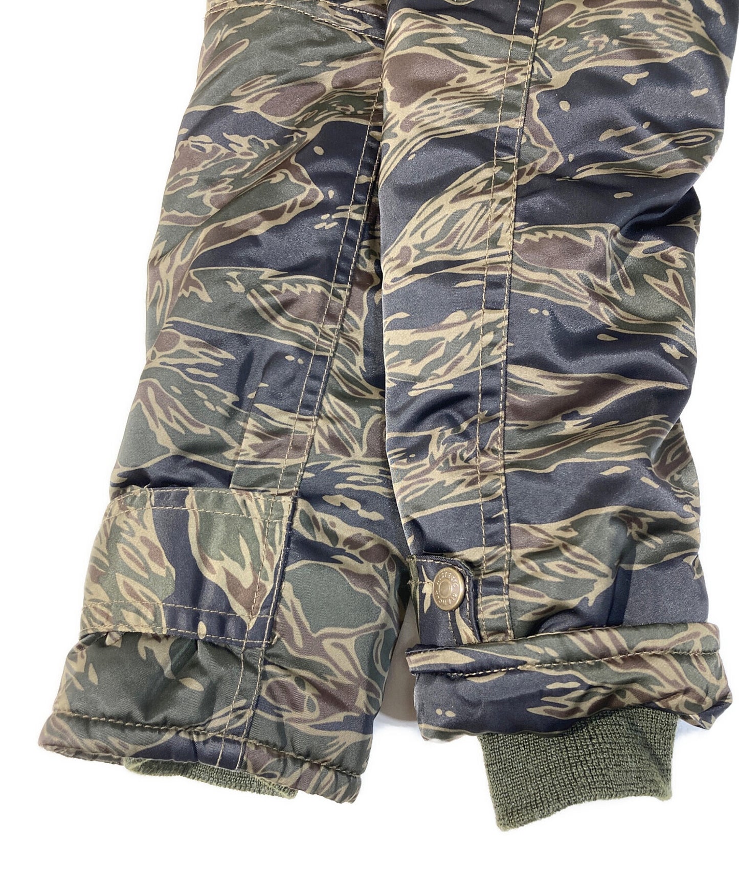 [Pre-owned] Hysteric Glamour N-3B type coat 0193AC01