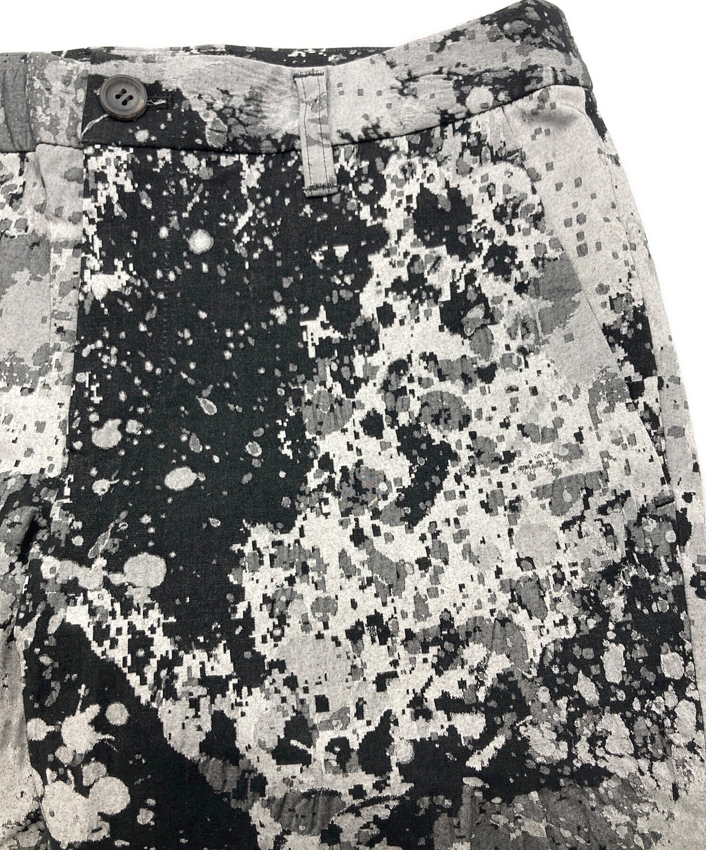 [Pre-owned] ISSEY MIYAKE 3D Pattern Graphic Wrinkled-Effect Pants IM11FF063