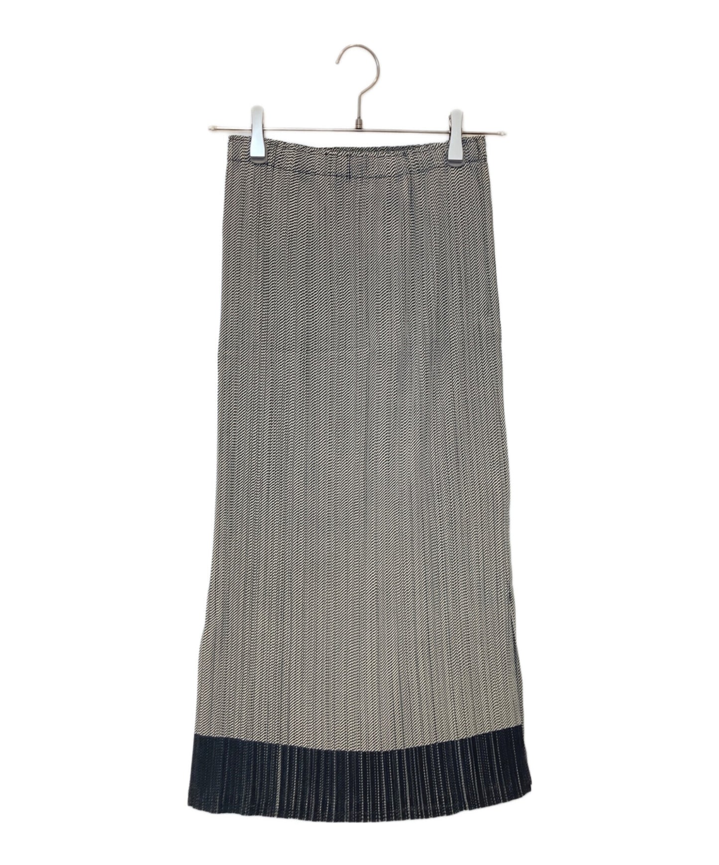 [Pre-owned] ISSEY MIYAKE FETE Side Slit Pleated Skirt