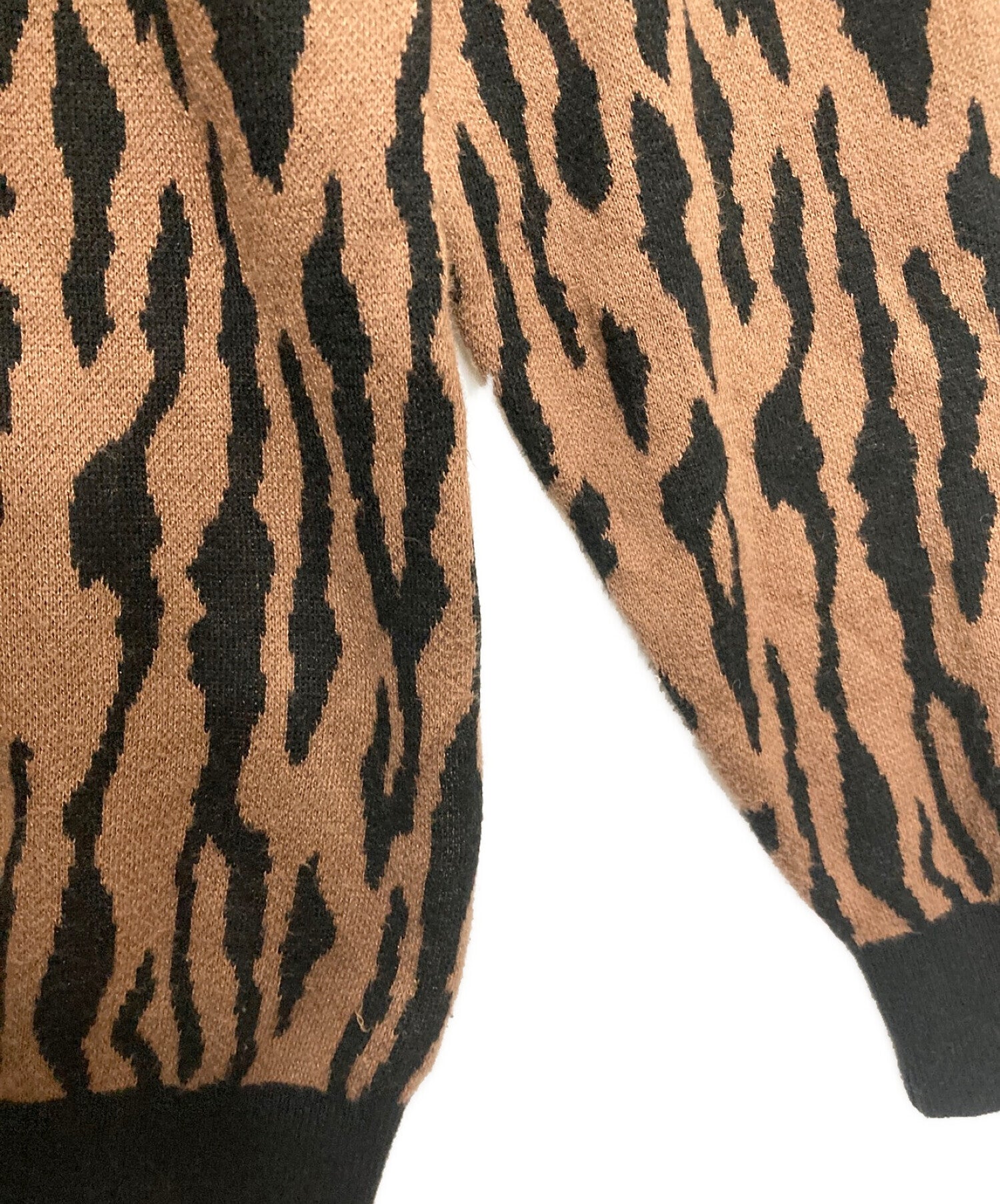 [Pre-Owned] Wacko Maria Leopard Knit Polo Shirt 03-5708-5277