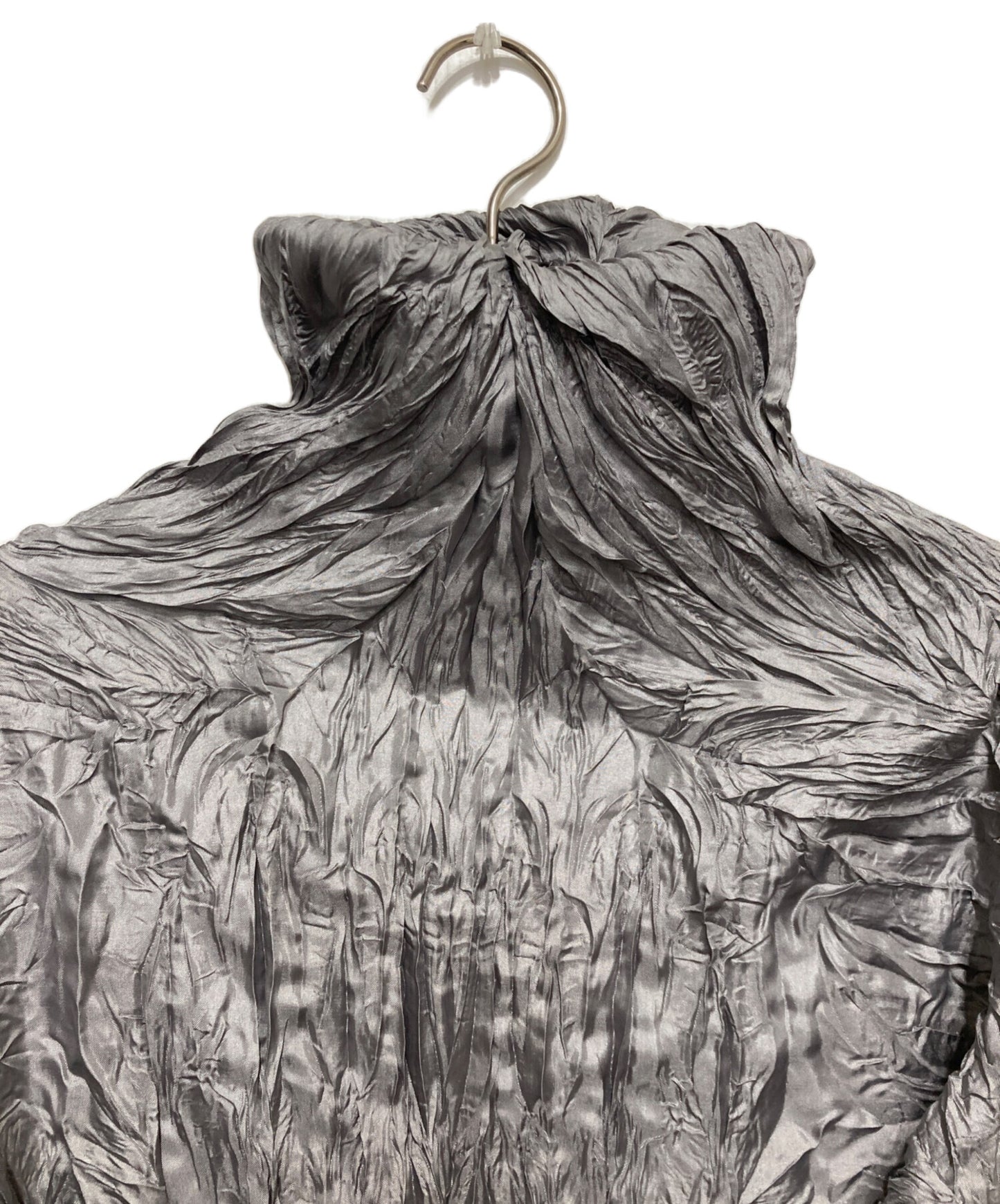 [Pre-owned] ISSEY MIYAKE Wrinkle Pleated Turtleneck Cut and Sewn IM23-FJ041