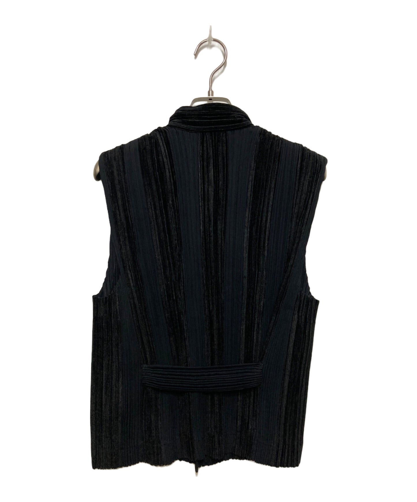 [Pre-owned] ISSEY MIYAKE Pleated and veloured gilets IM53-FE904