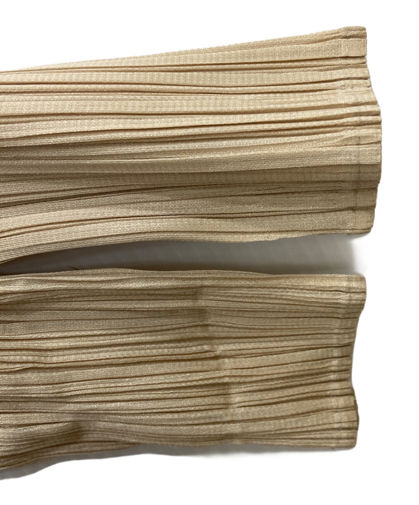 [Pre-owned] PLEATS PLEASE Pleated Bottle Neck Cut and Sewn PP04-JK604