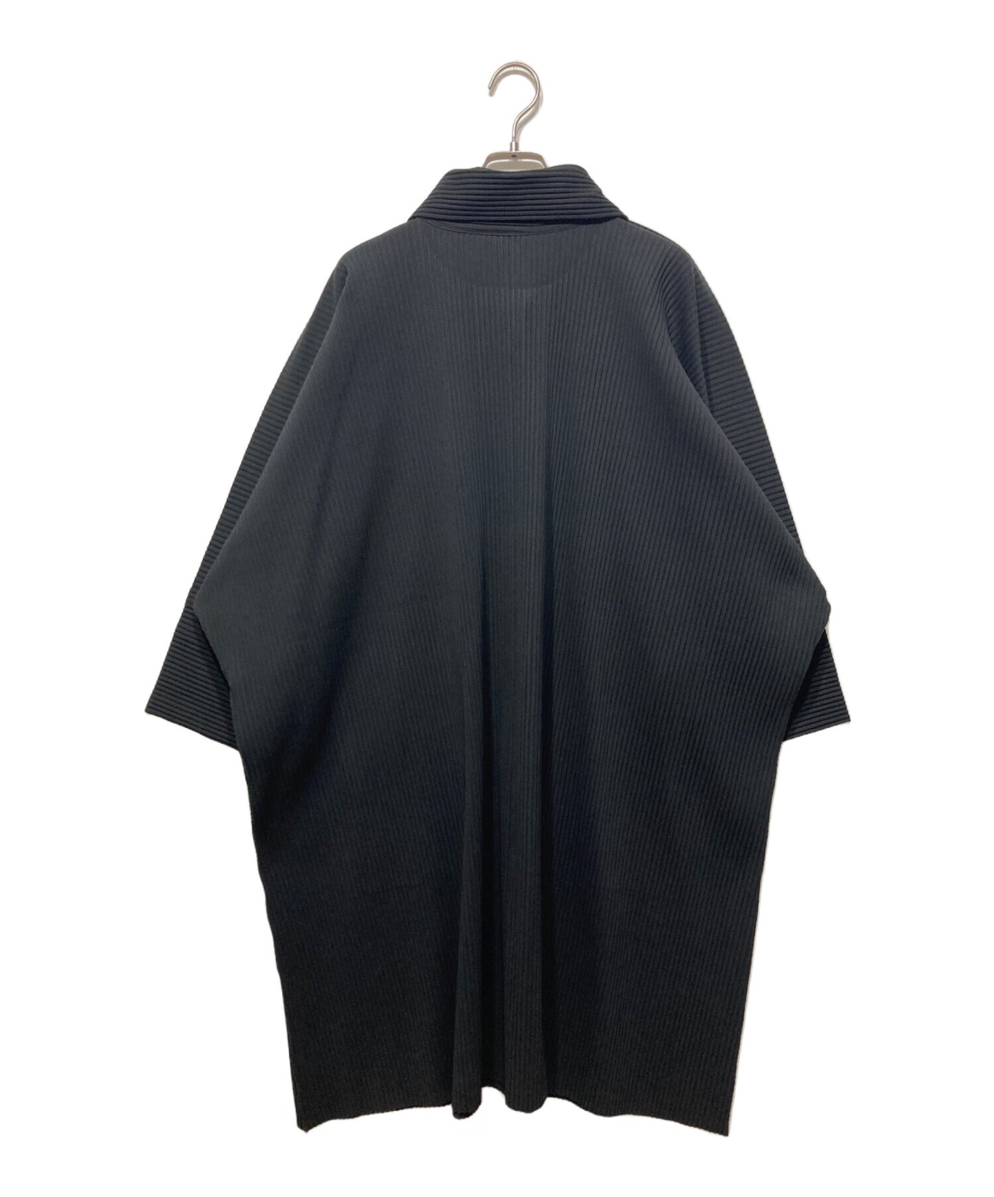 [Pre-owned] me ISSEY MIYAKE pleated coat M194KA615