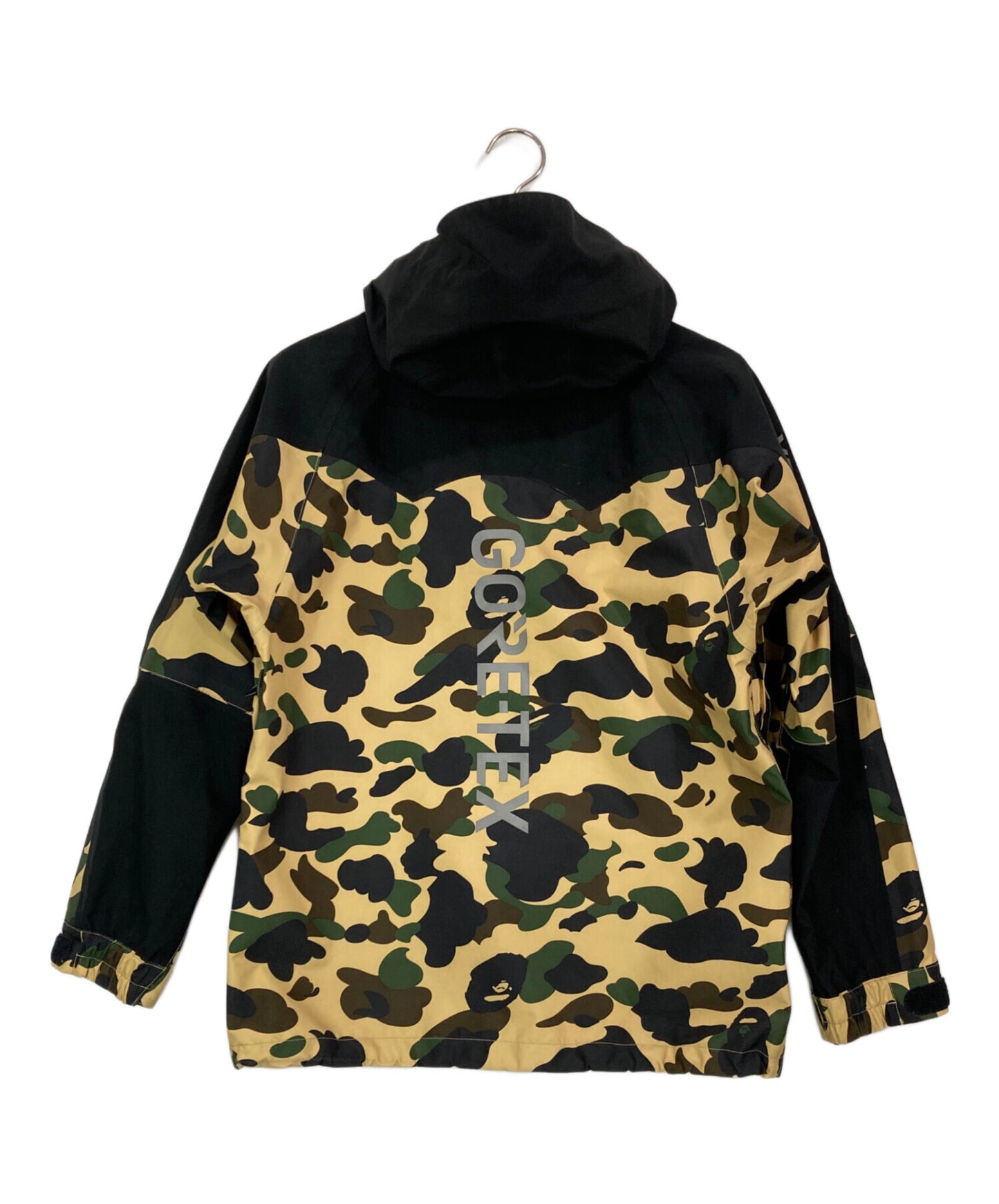 [Pre-owned] A BATHING APE 1ST CAMO SNOWBOARD JACKET/1St Camo Snowboard Jacket 001hjf701003x