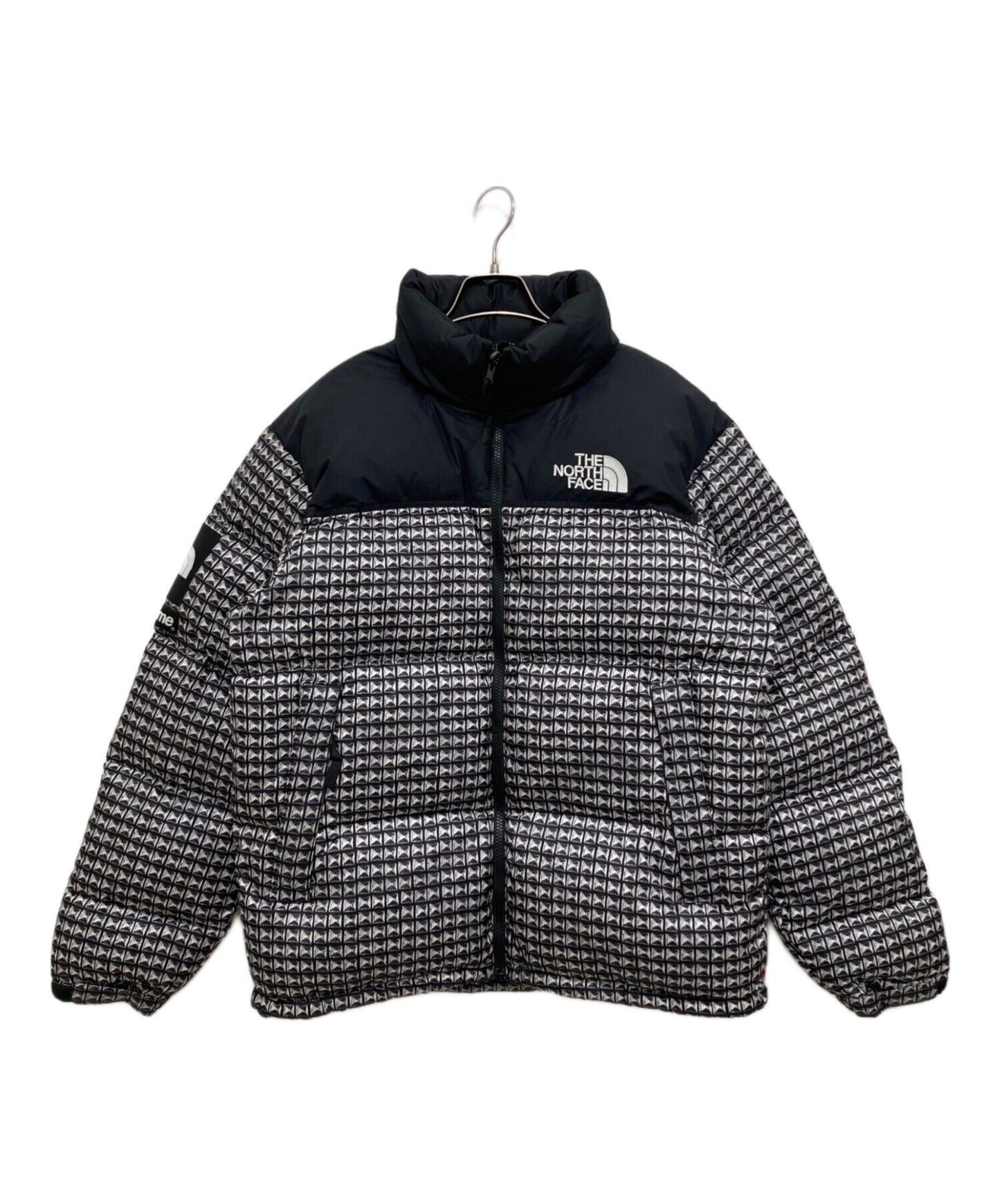 [Pre-owned] SUPREME Studded Nuptse Jacket ND42100I