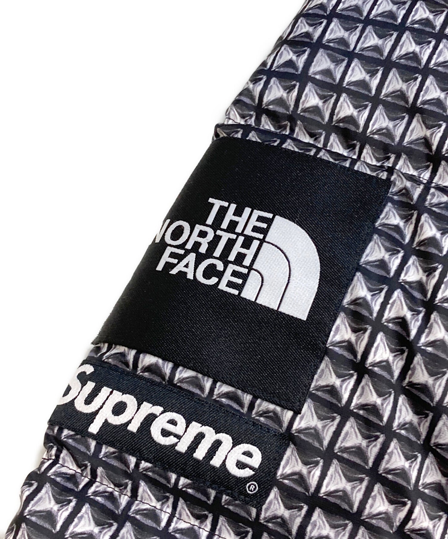 [Pre-owned] SUPREME Studded Nuptse Jacket ND42100I