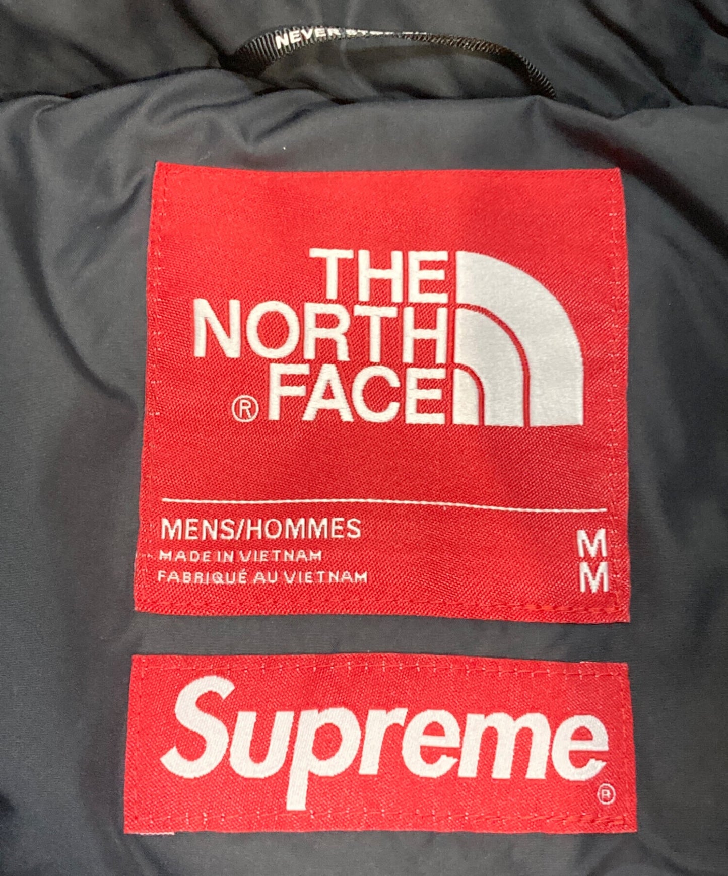 [Pre-owned] SUPREME Studded Nuptse Jacket ND42100I