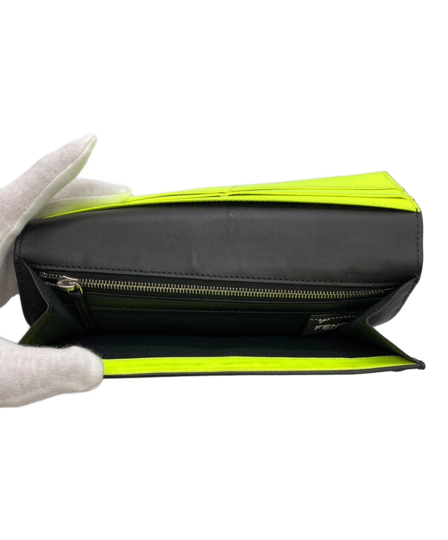 [Pre-owned] FENDI continental wallet 7M0268-A7TE