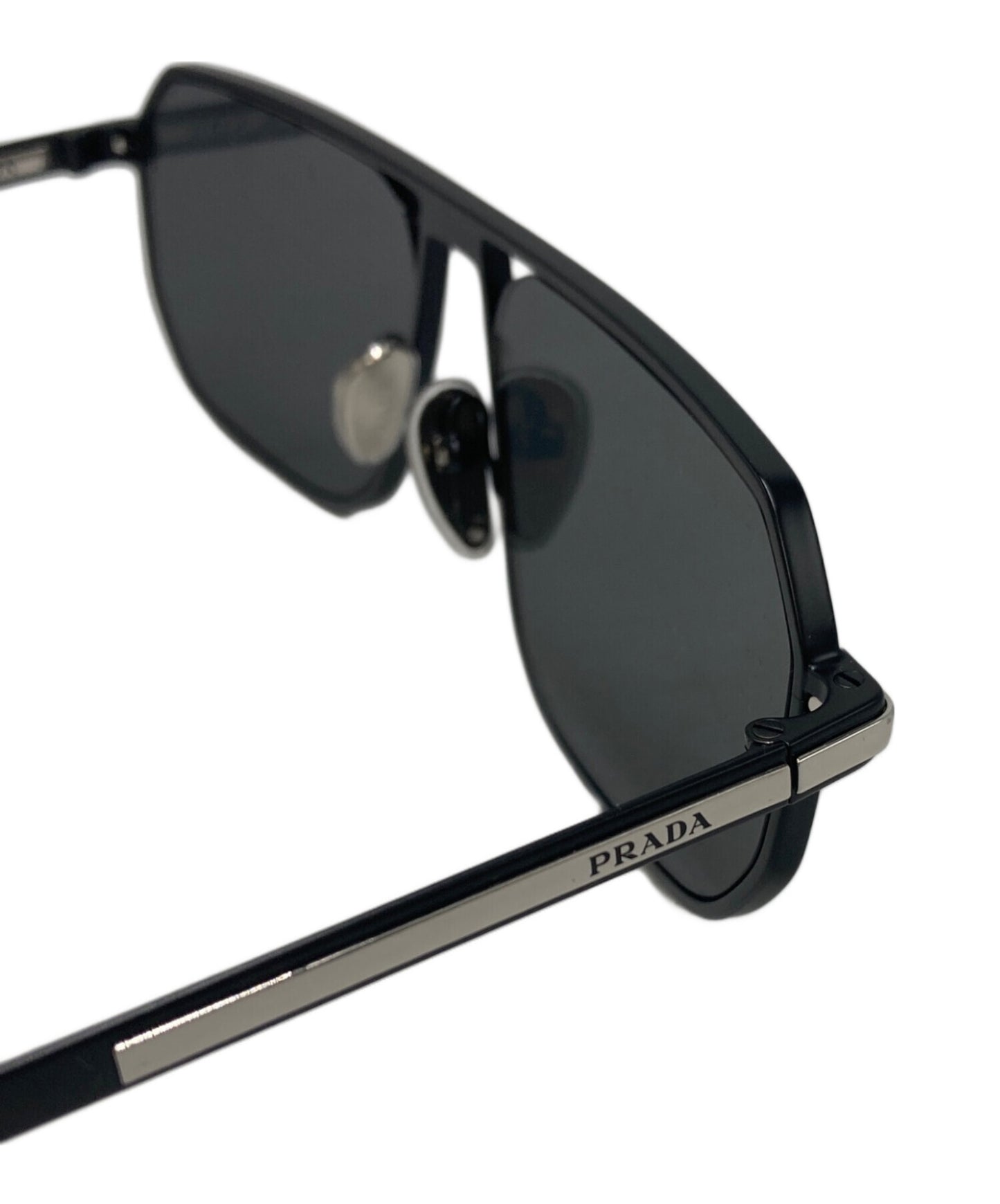[Pre-owned] PRADA Iconic metal plaque sunglasses SPRA53