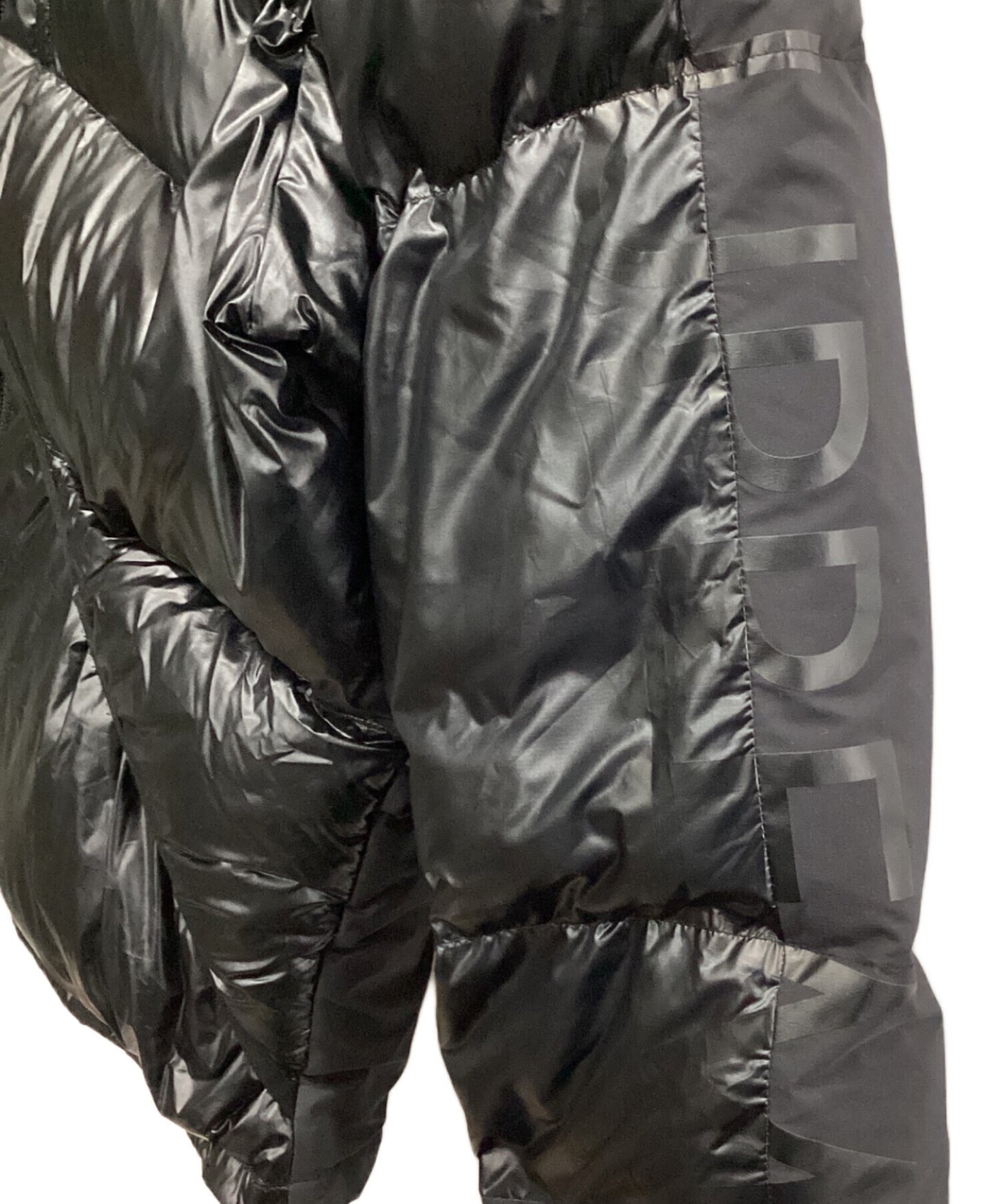 [Pre-owned] SUPREME Featherweight Down Jacket