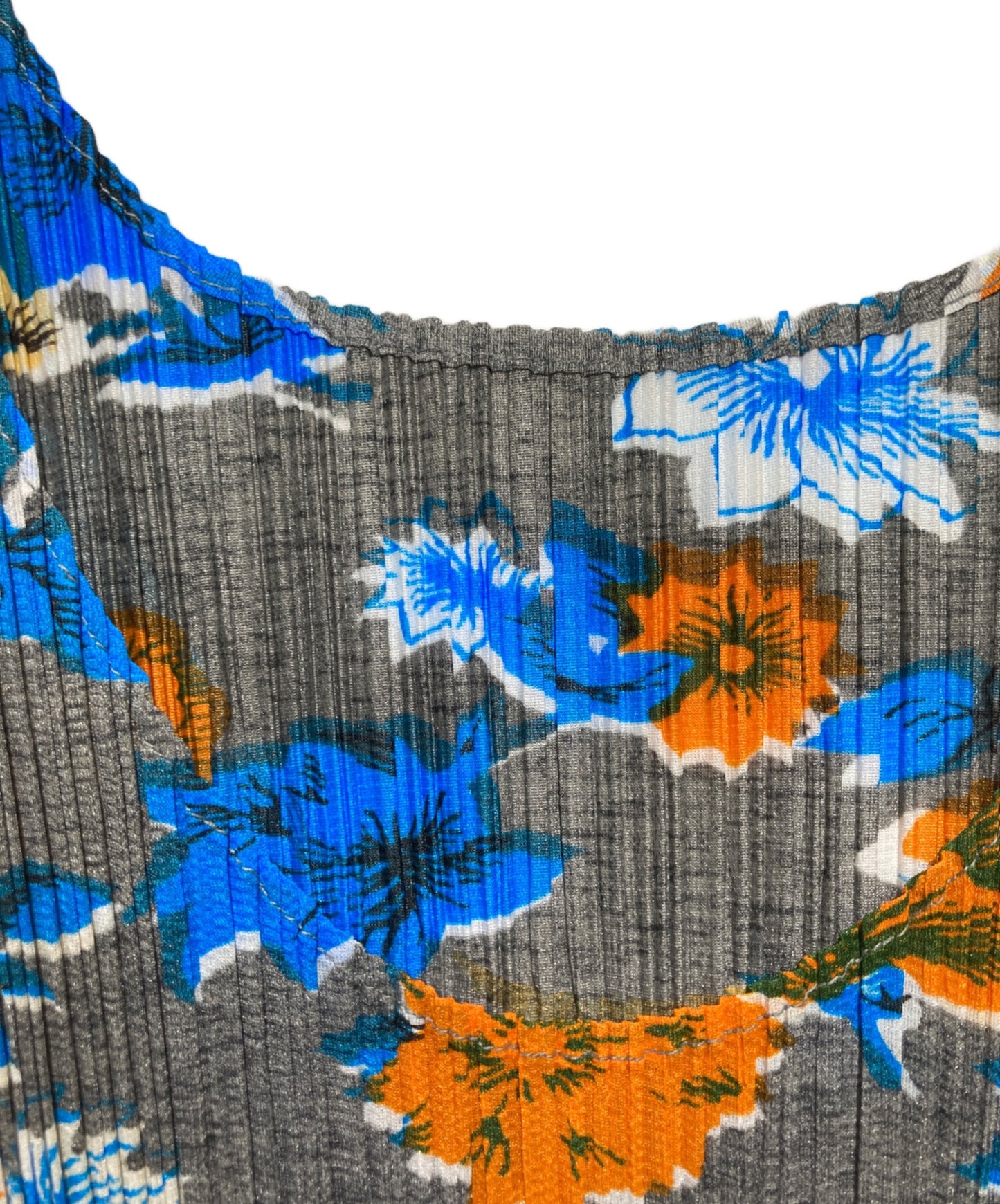 [Pre-owned] PLEATS PLEASE FLOWER PATTERN PLEATS N/S TOP Floral pattern sleeveless pleated cut and sewn PP72-JK534