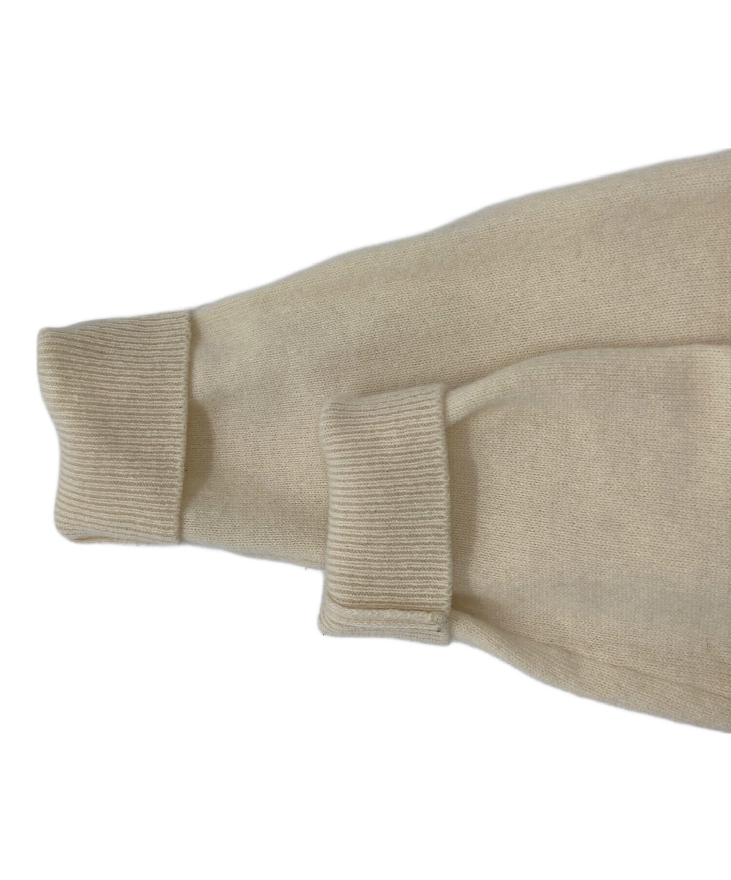 [Pre-owned] PLAY COMME des GARCONS Heart Logo Crew Neck Knit AZ-N065