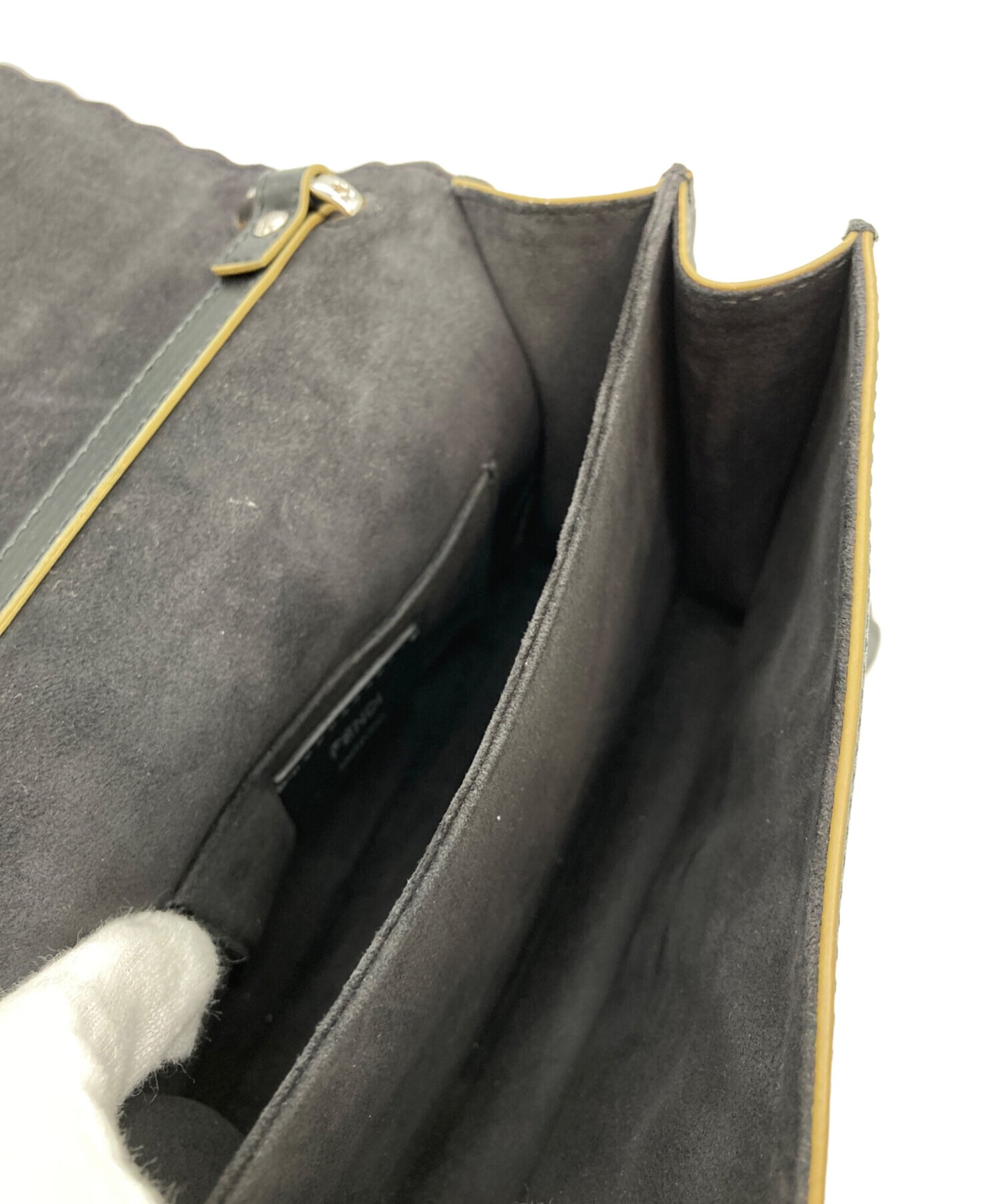 [Pre-owned] FENDI Chain shoulder bag 8M0381