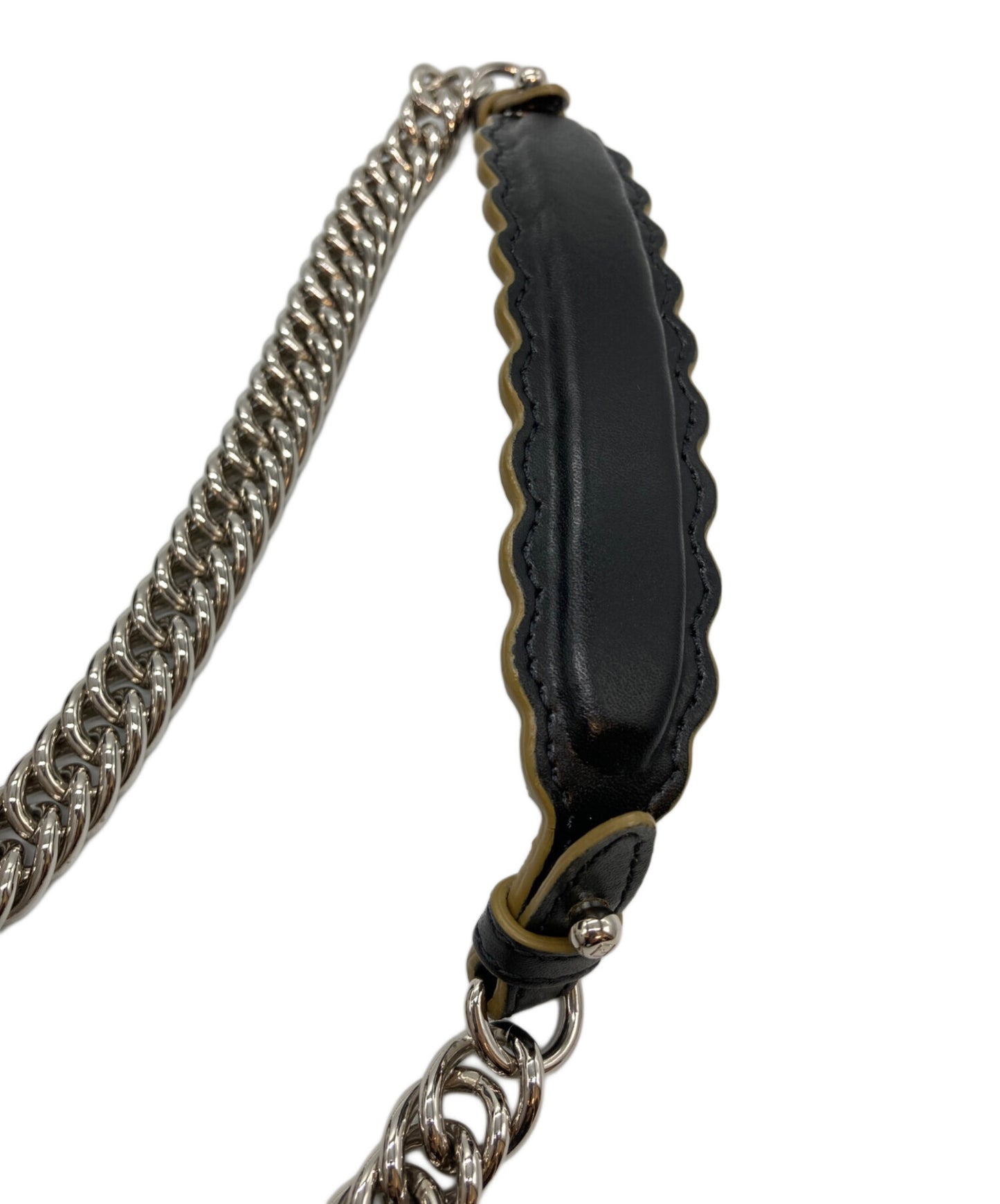 [Pre-owned] FENDI Chain shoulder bag 8M0381