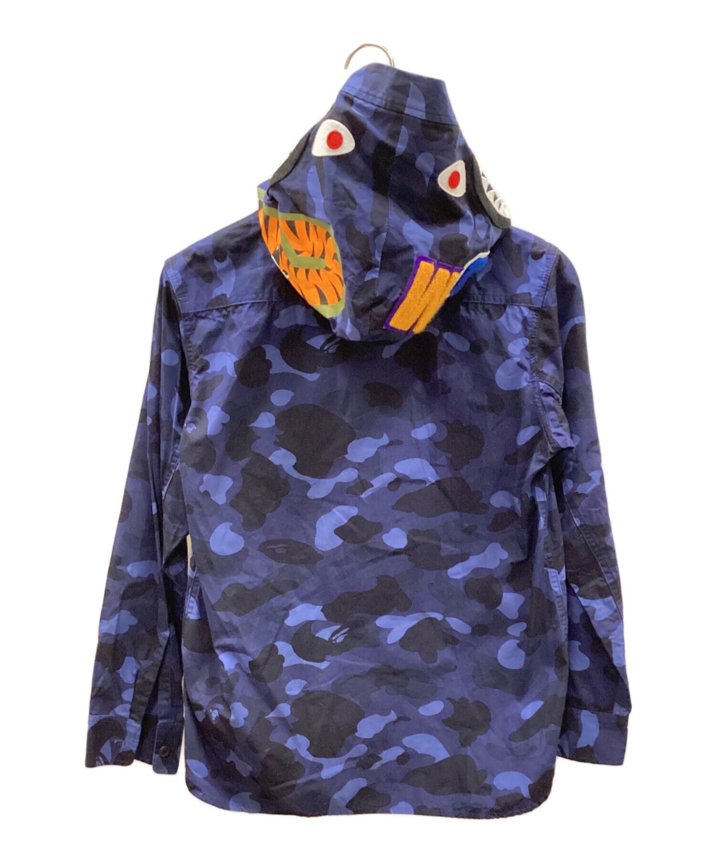 [Pre-owned] A BATHING APE Camo Hooded Shirt Jacket 001SHH801008M