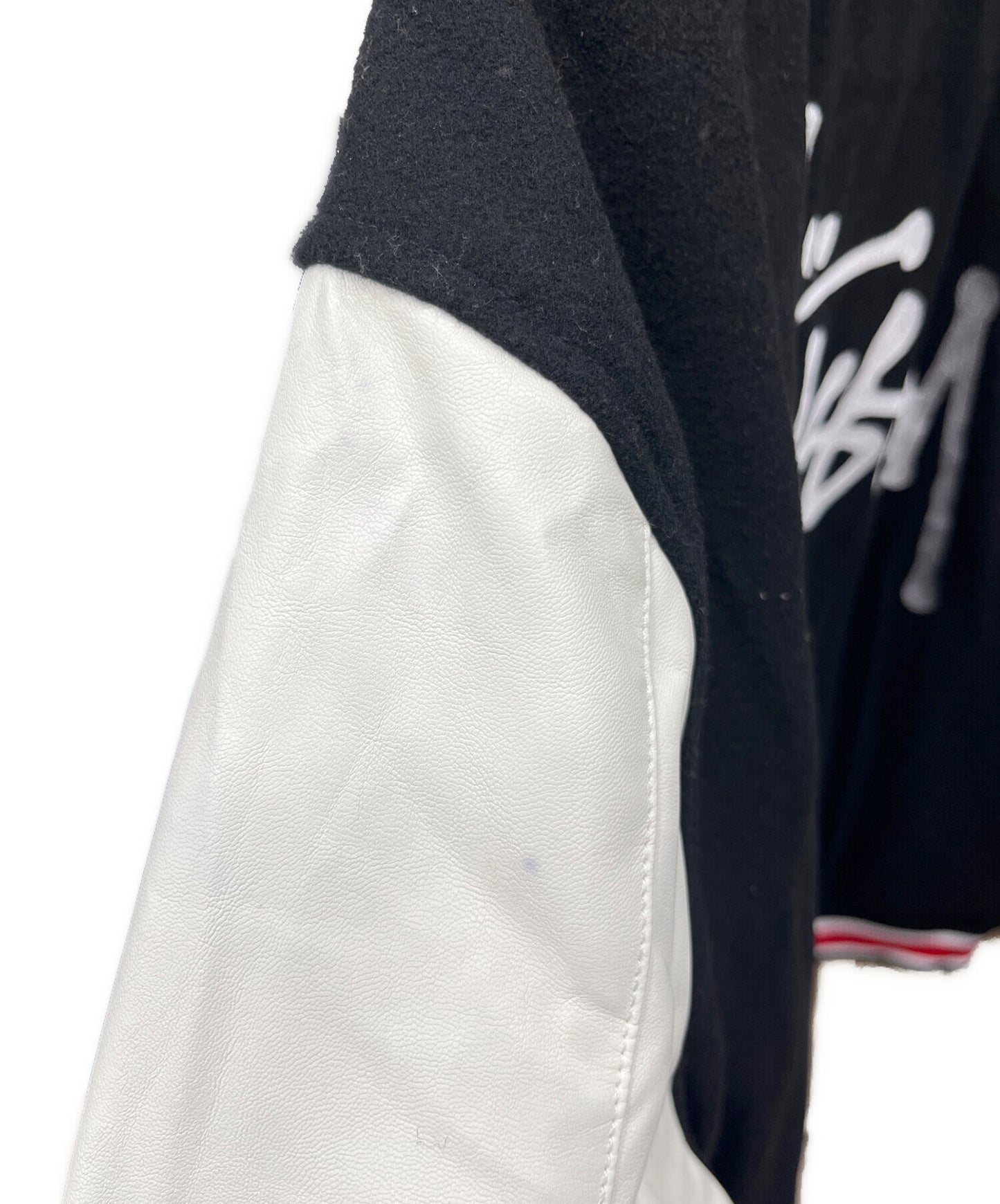 [Pre-owned] stussy jacket with team's logo