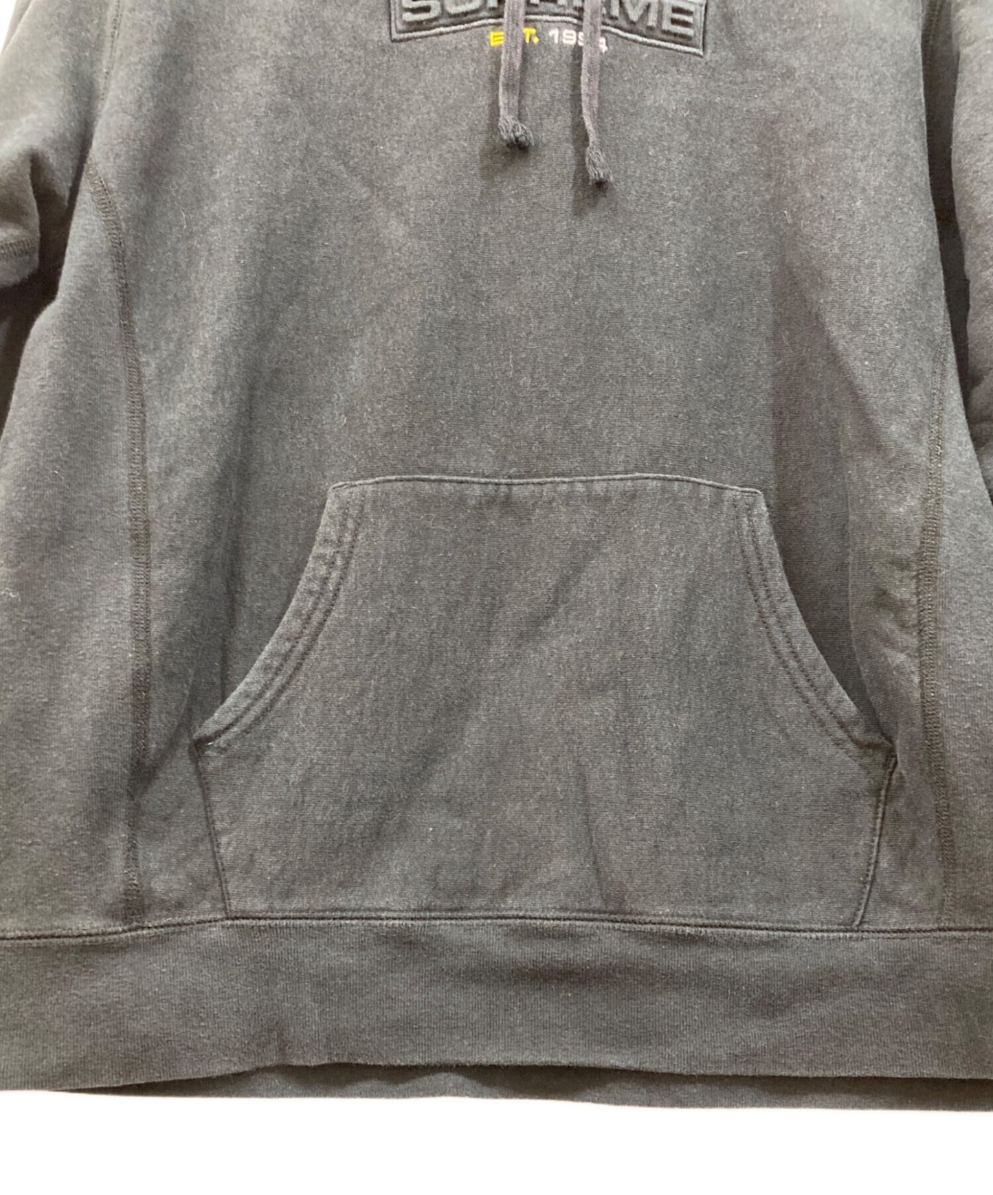 [Pre-owned] SUPREME Embossed Logo Hooded Sweatshirt